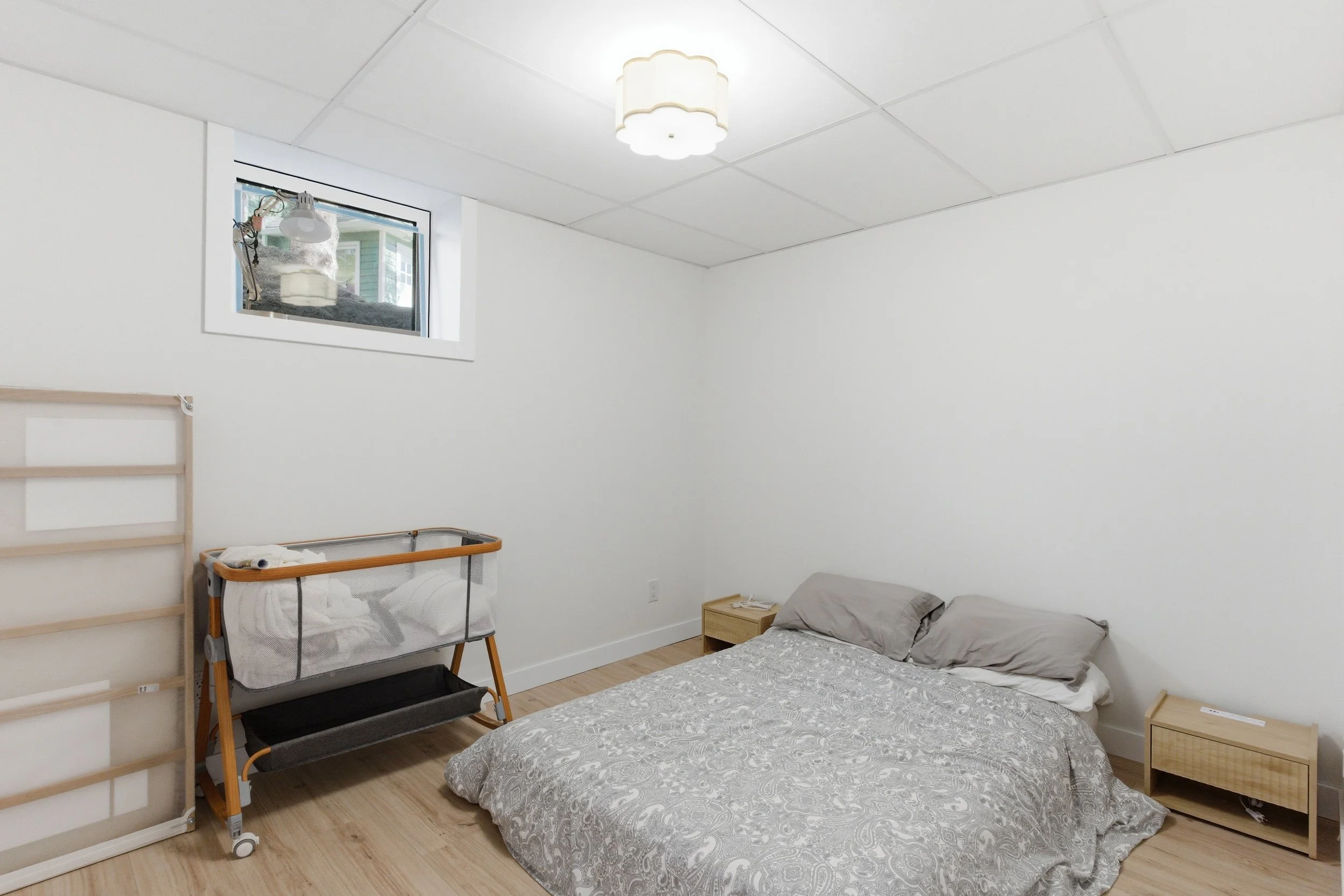 55 Spruce Cres-30.jpg