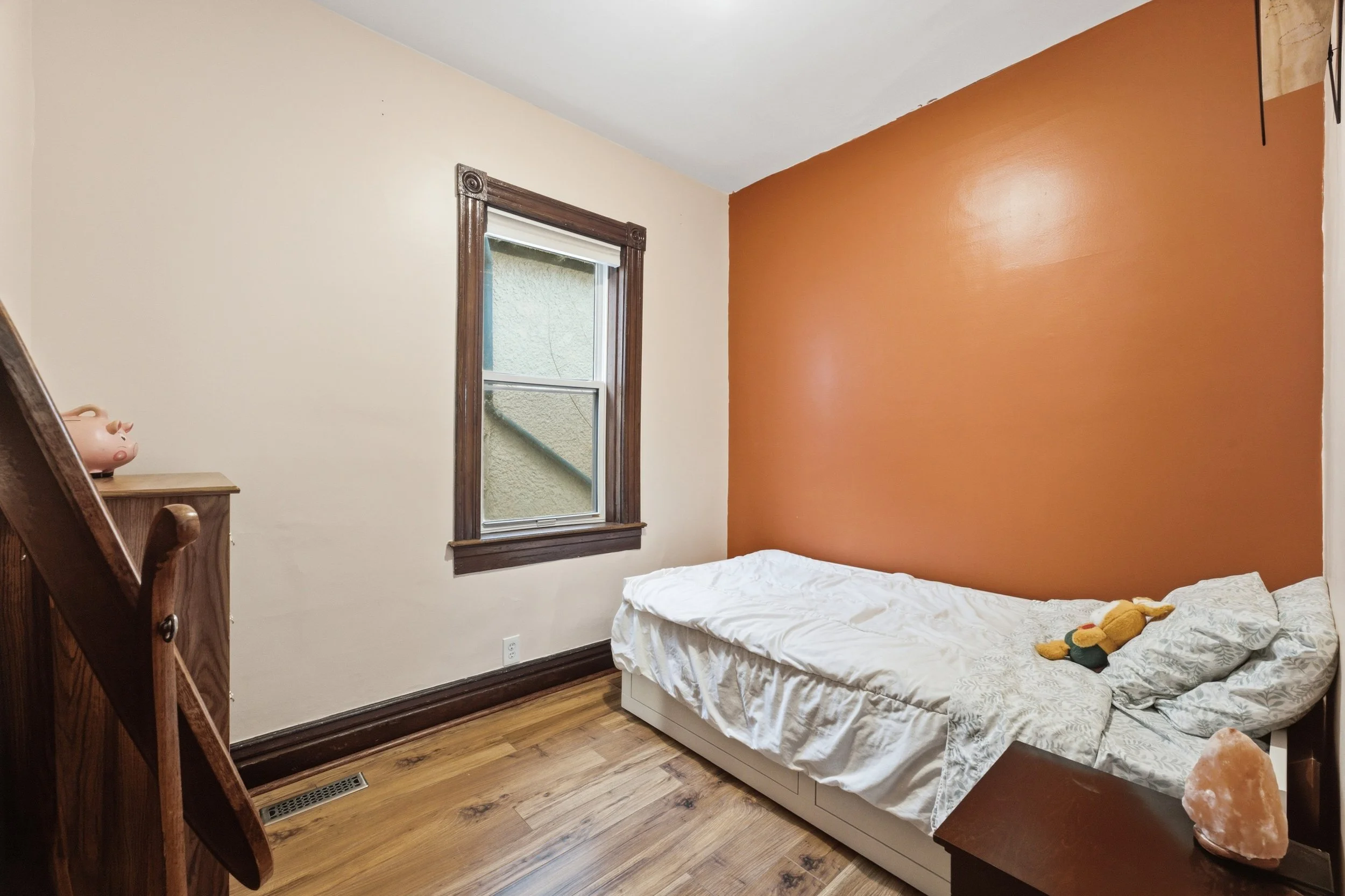 177 Johnson Ave W-18.jpg