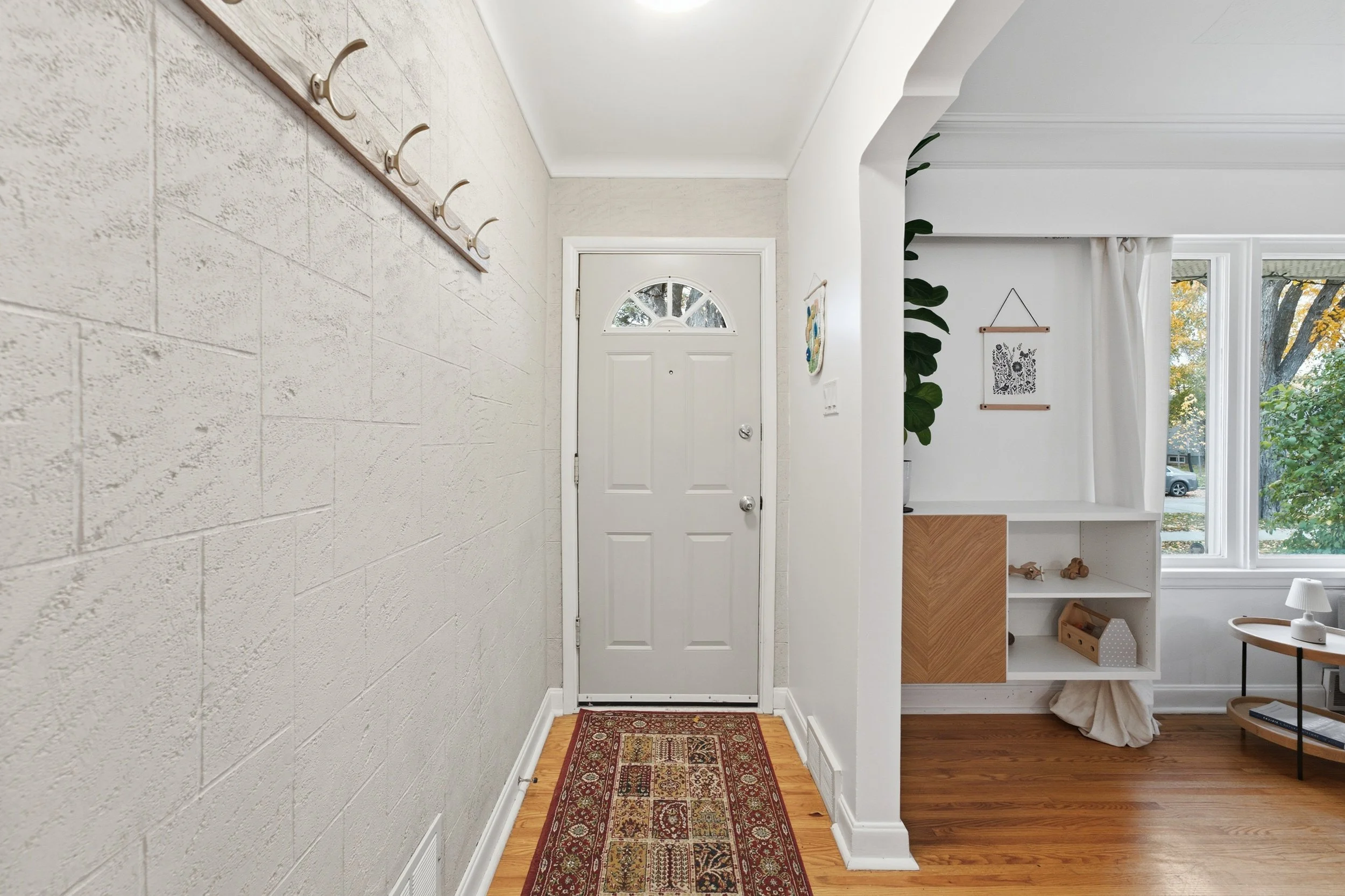 450Beaverbrook St-8.jpg