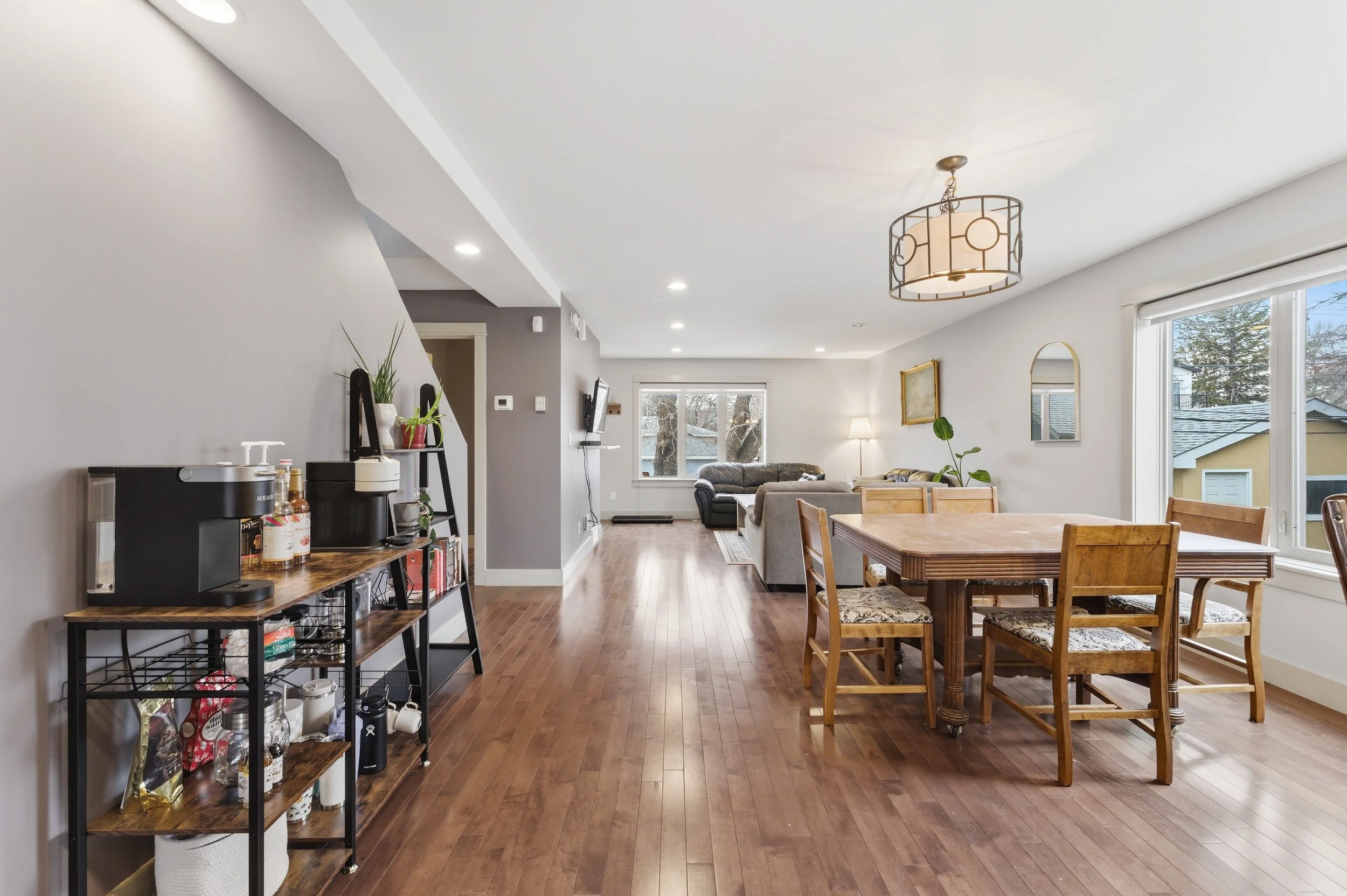 1059 Parker Ave-13.jpg