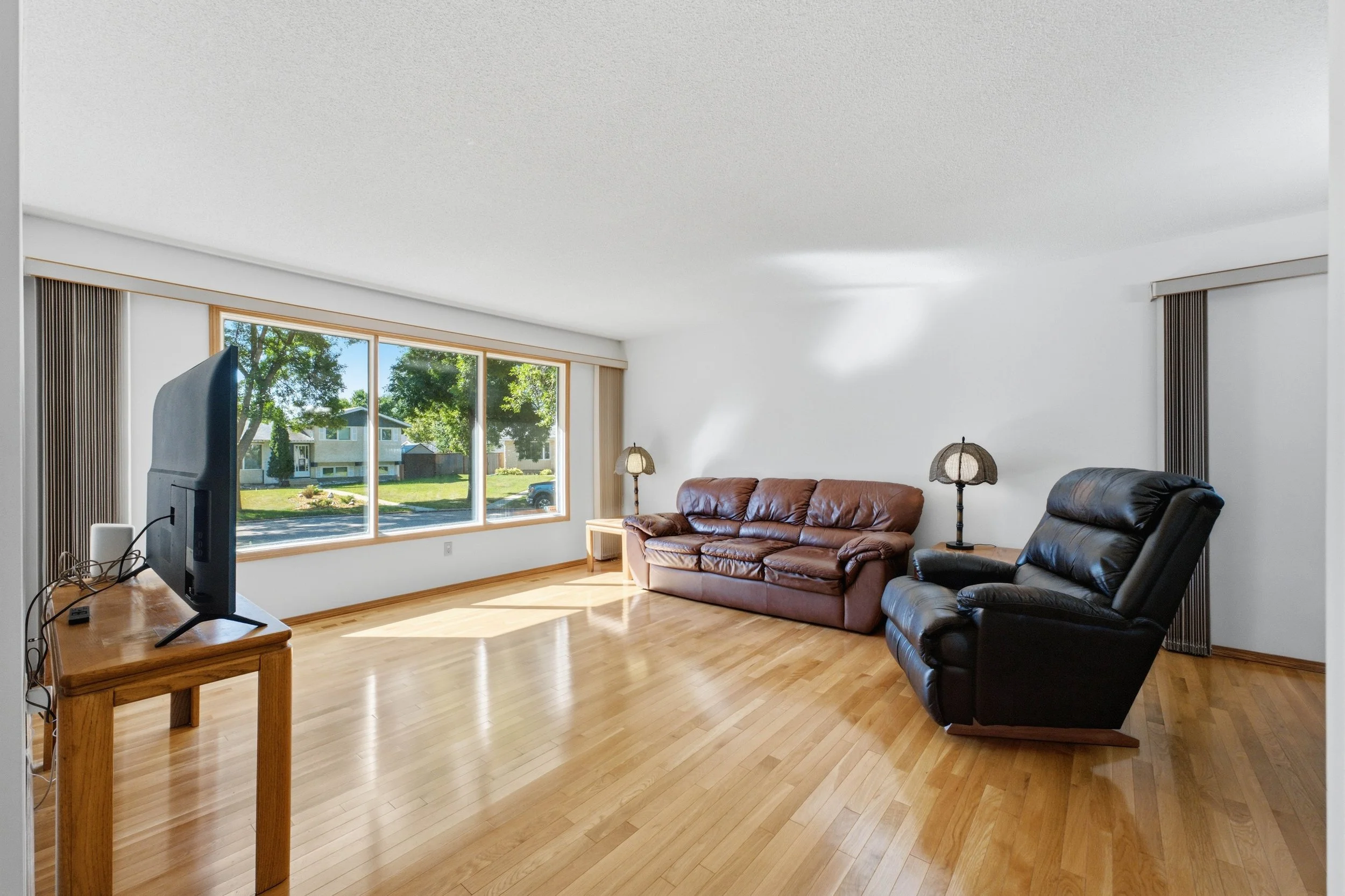 31 Dells Cres-7.jpg
