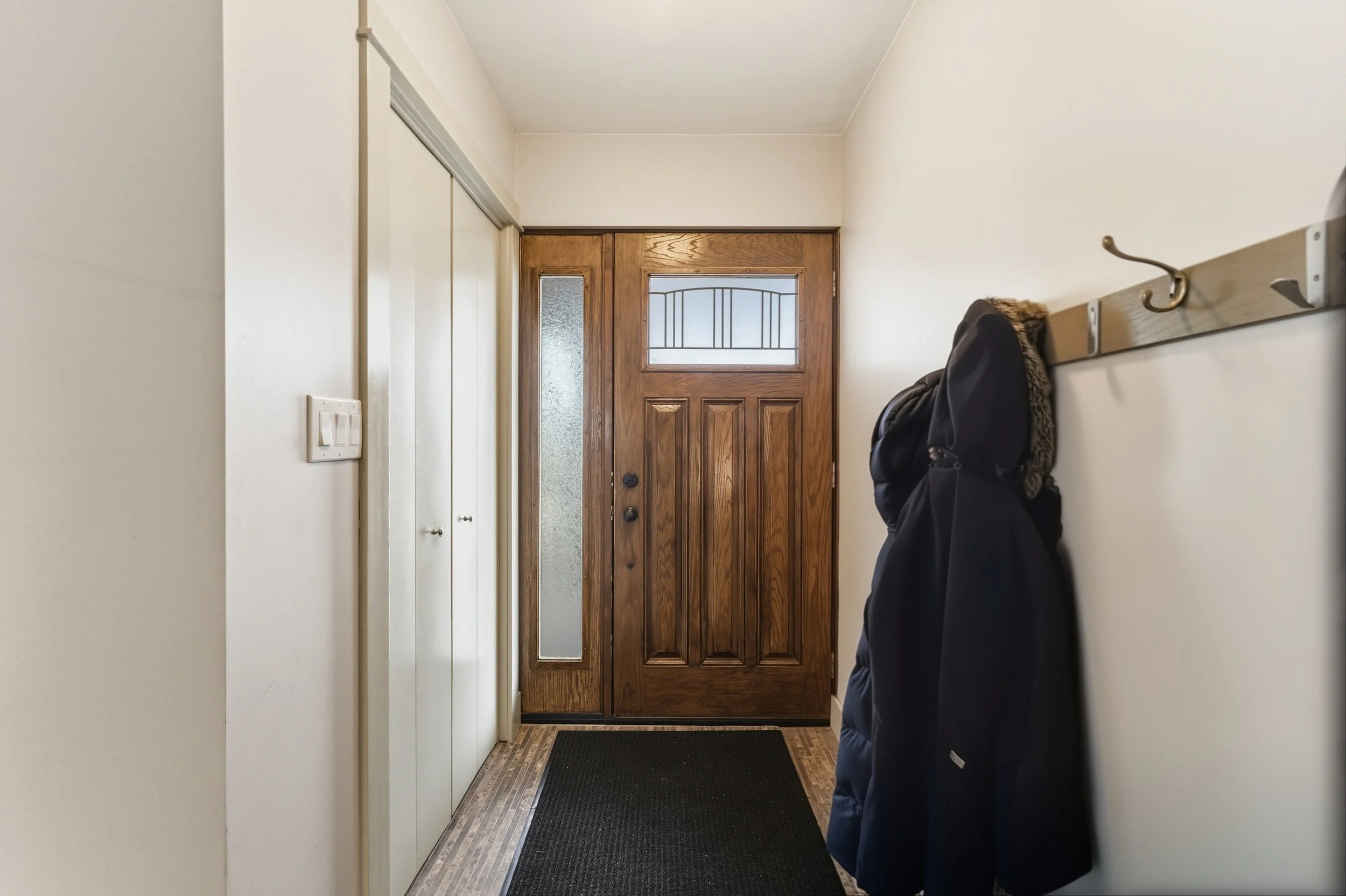 1059 Parker Ave-8.jpg