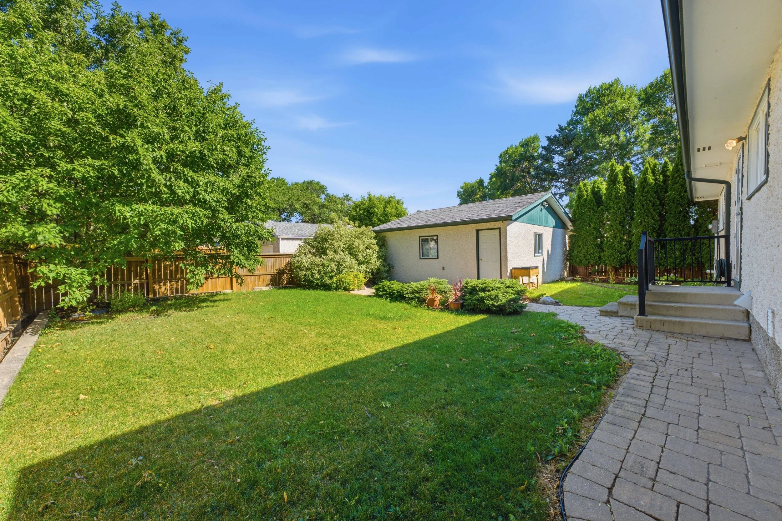 31 Dells Cres-41.jpg