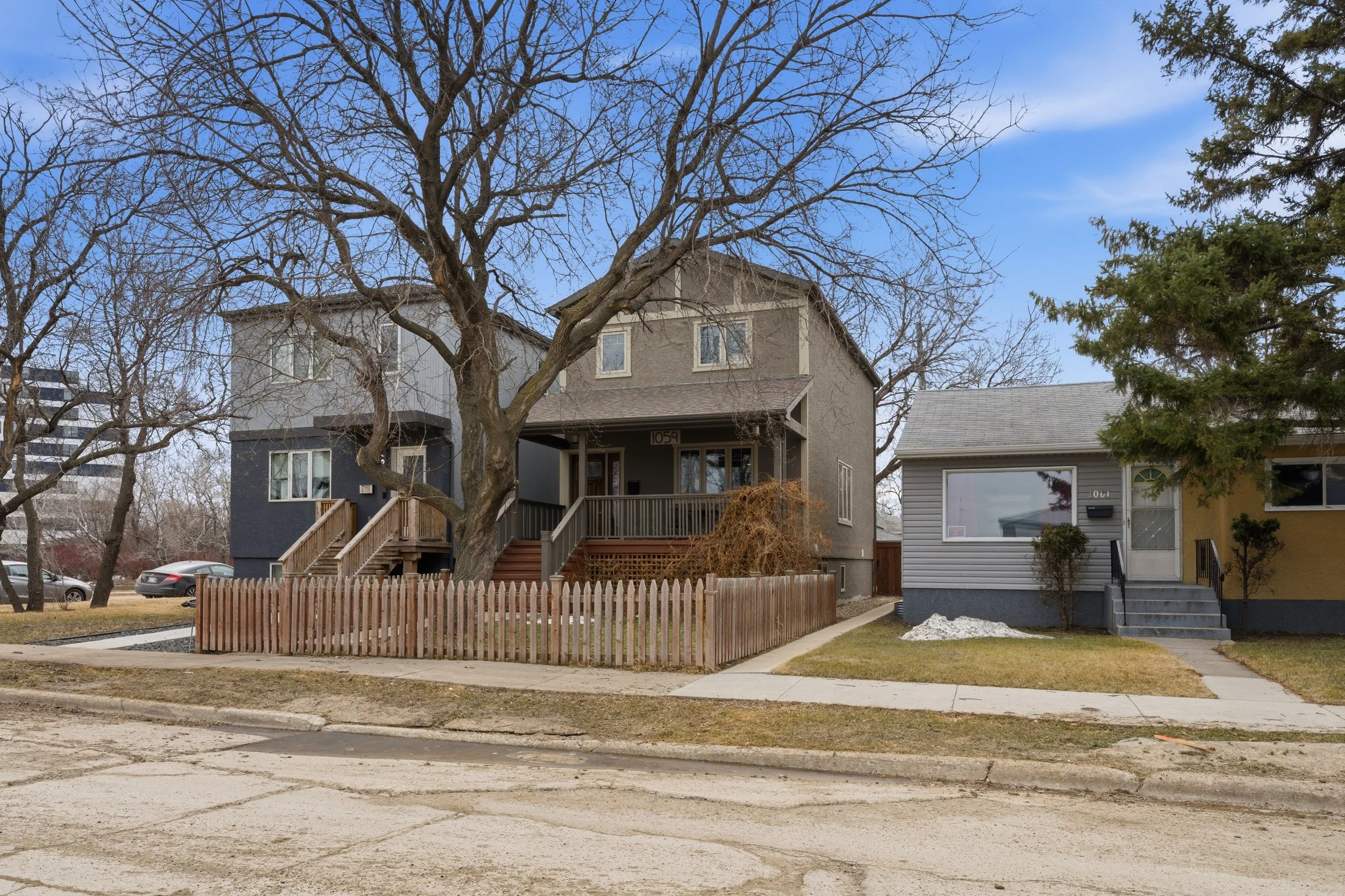 1059 Parker Ave-2.jpg