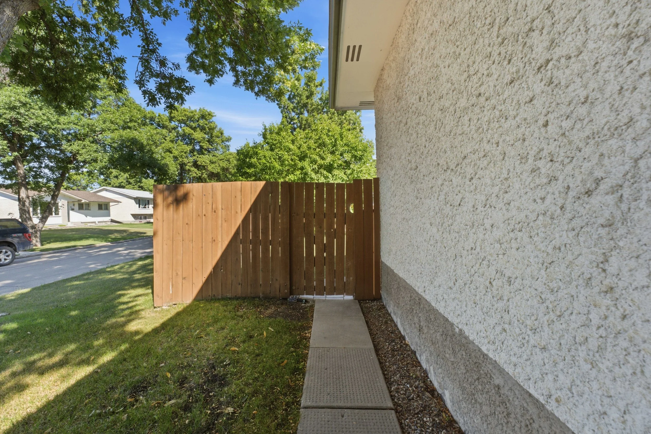 31 Dells Cres-40.jpg