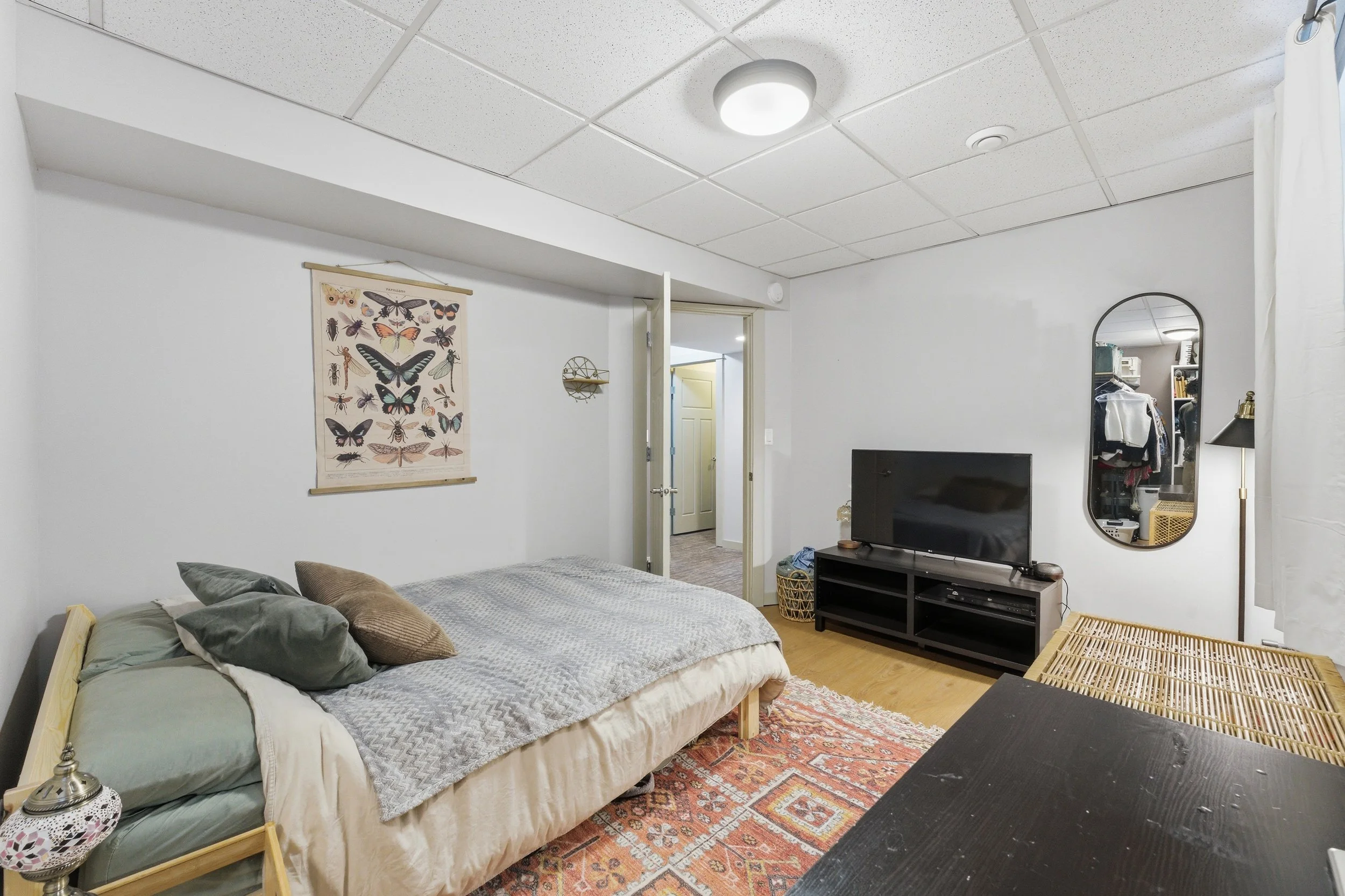 1059 Parker Ave-40.jpg