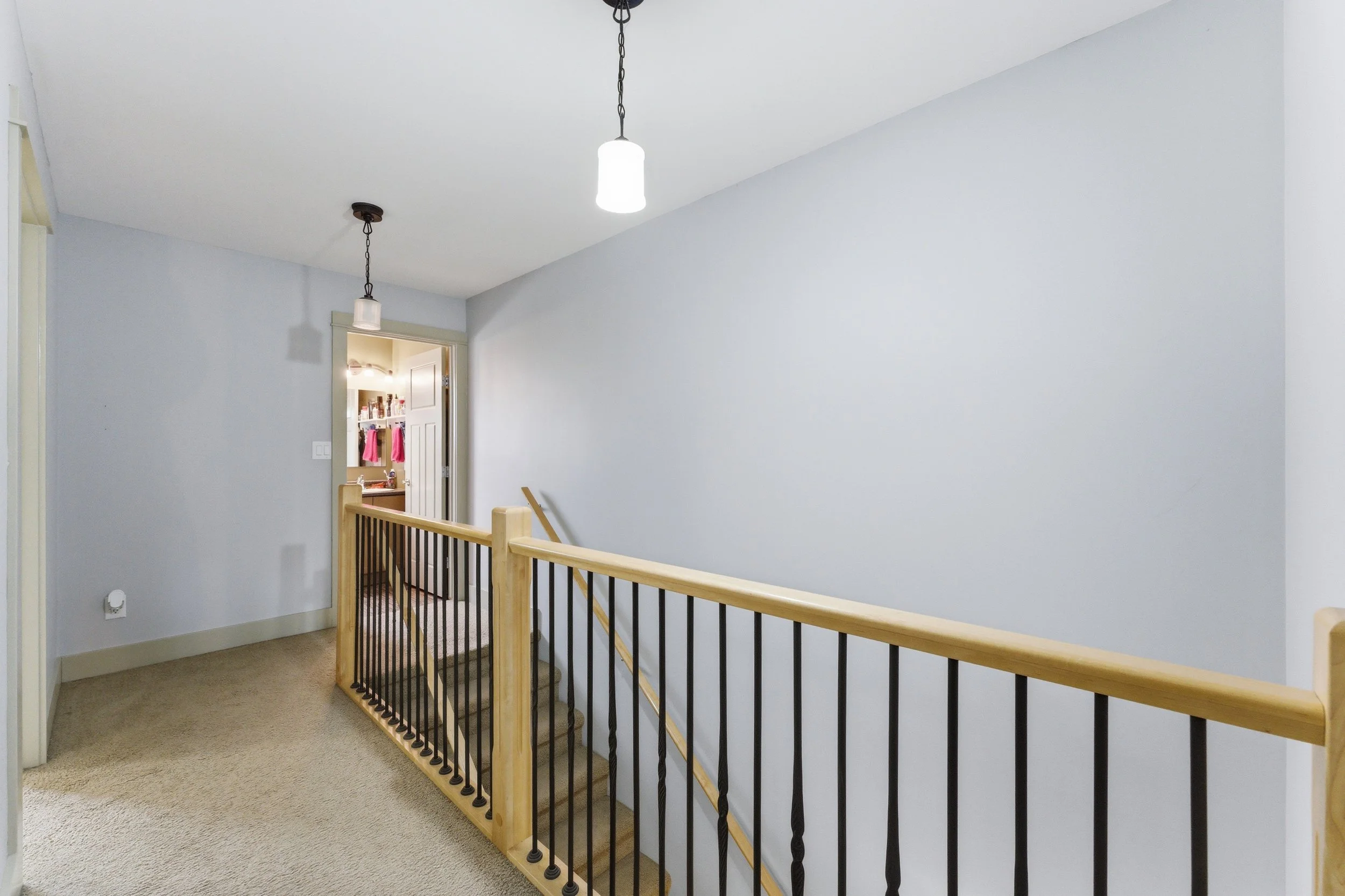 1059 Parker Ave-32.jpg