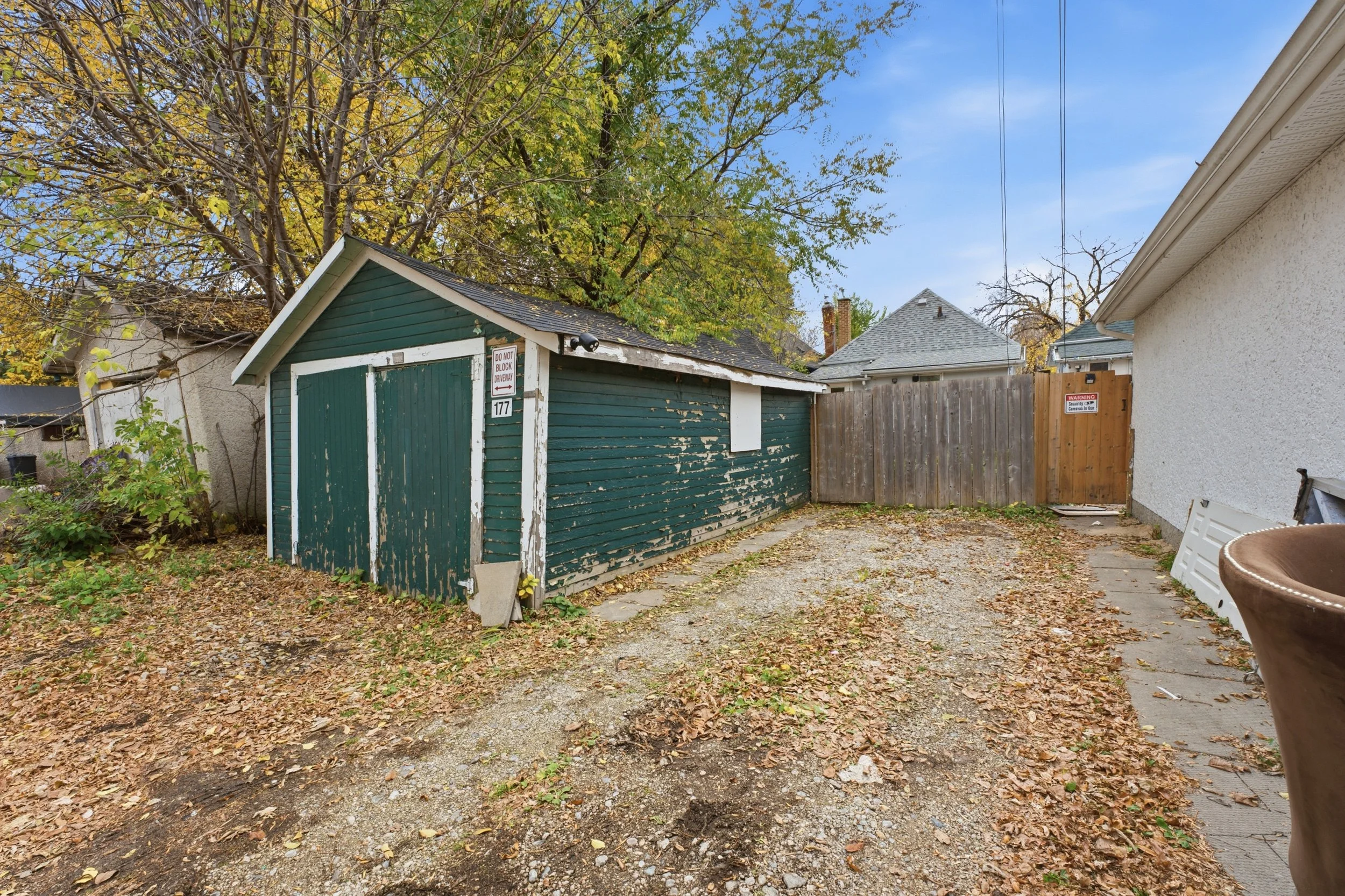 177 Johnson Ave W-39.jpg