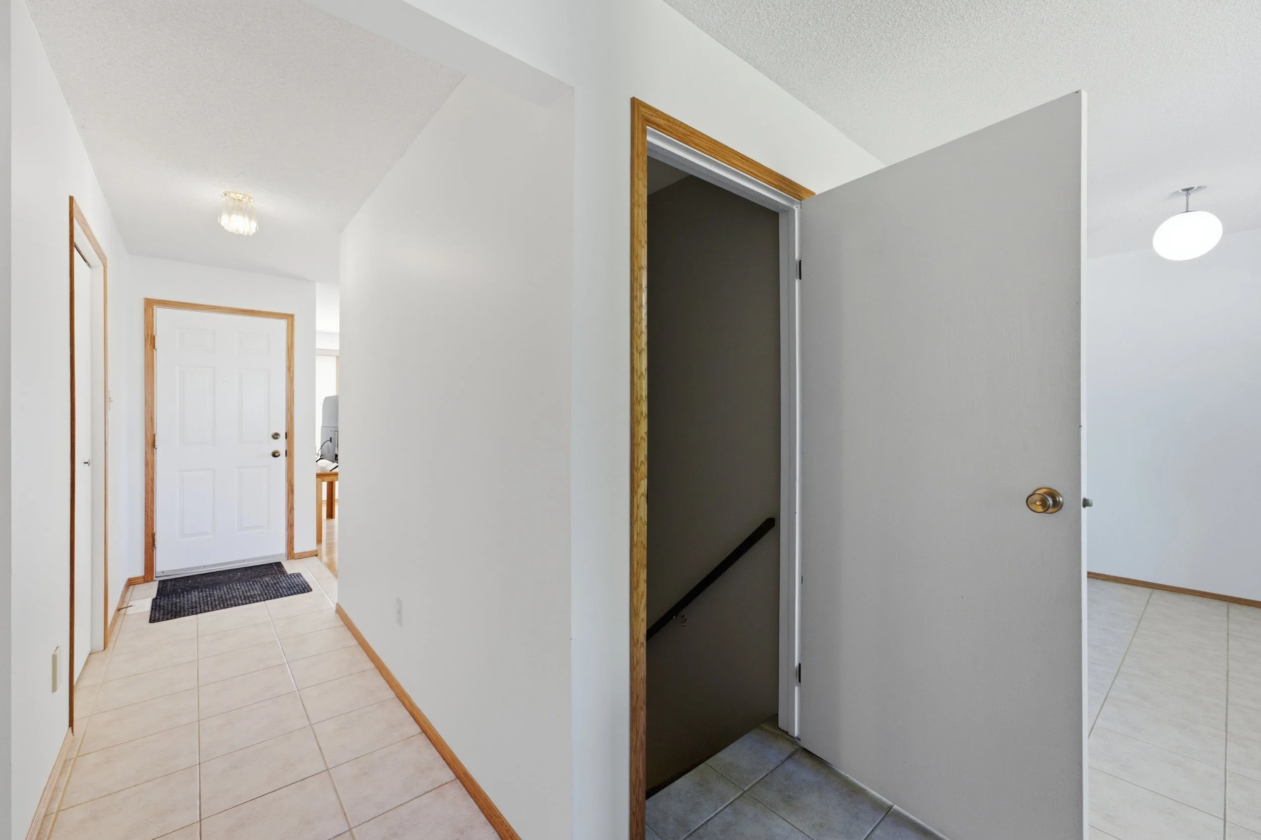 31 Dells Cres-24.jpg