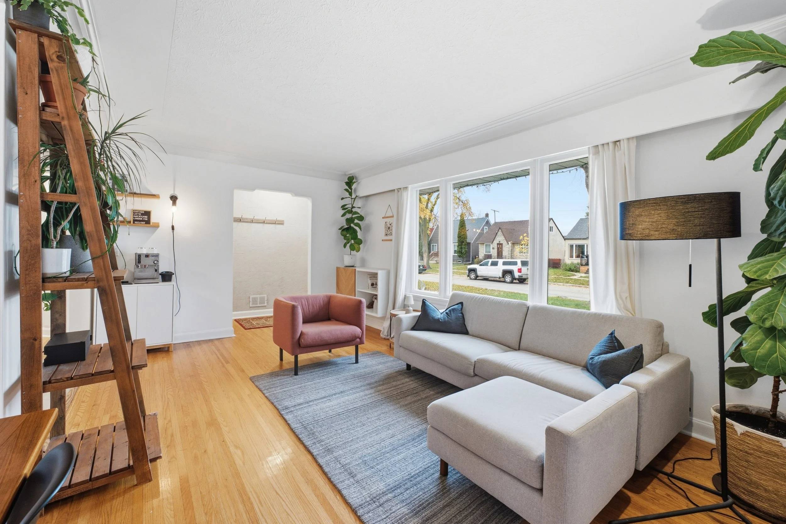 450Beaverbrook St-13.jpg