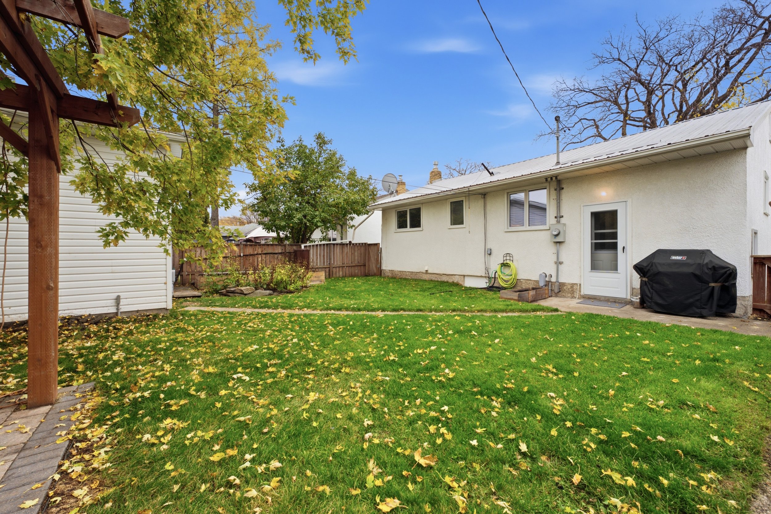 450Beaverbrook St-44.jpg