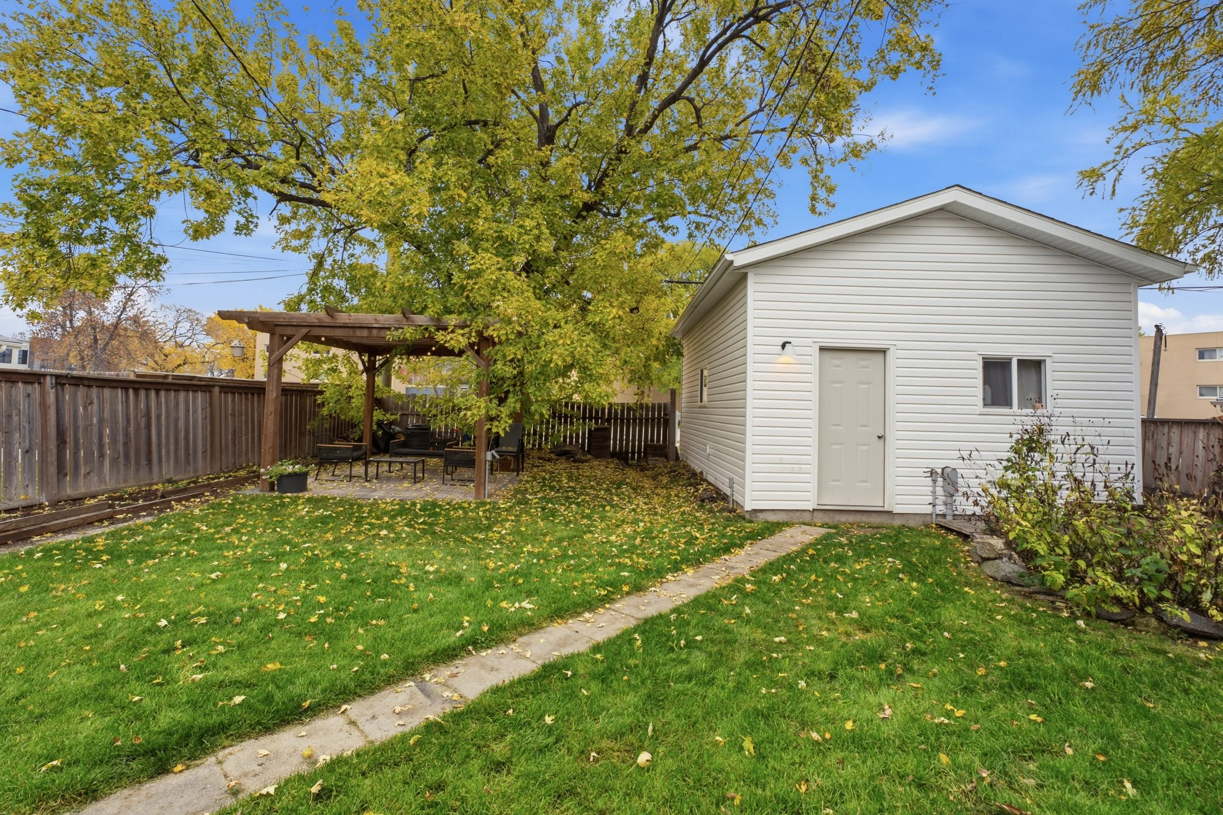 450Beaverbrook St-42.jpg