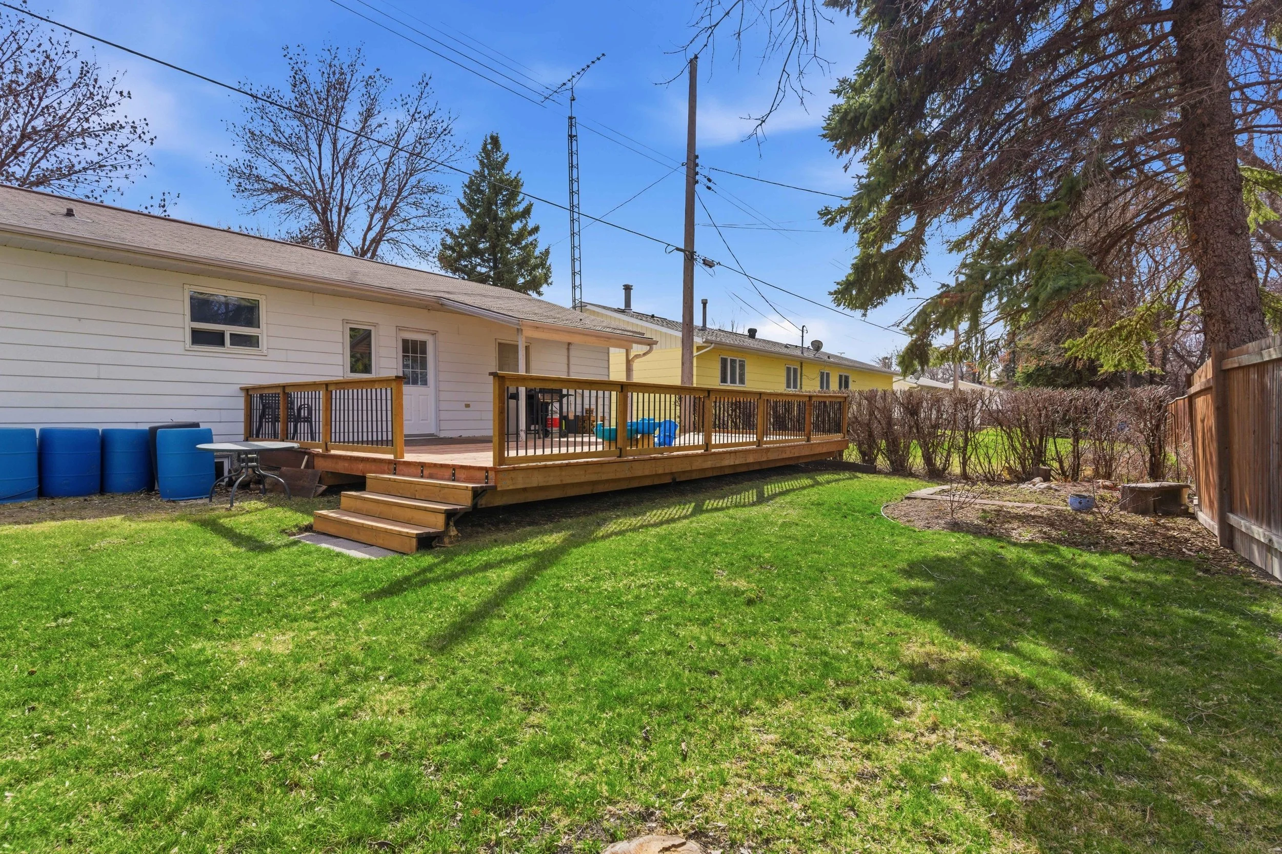 55 Spruce Cres-46.jpg