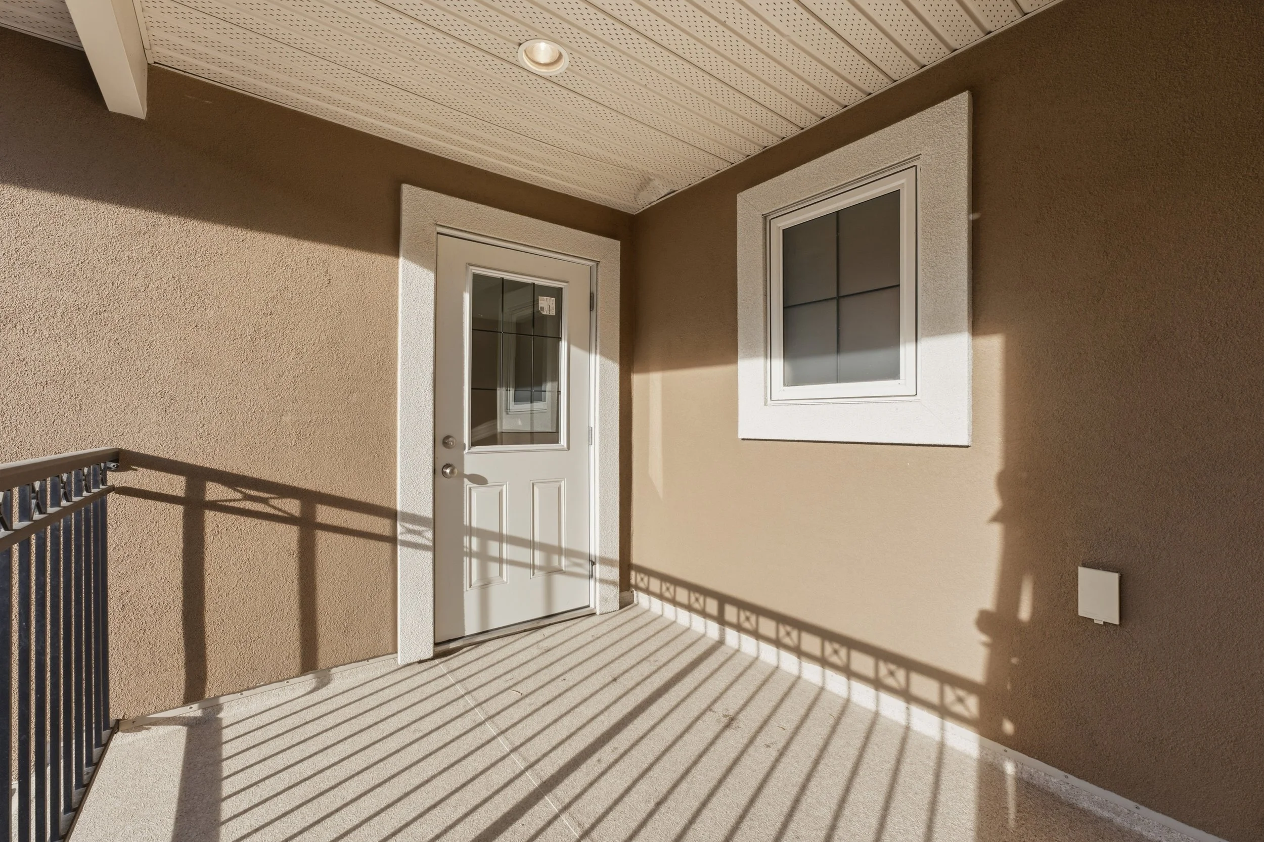 5-3377 Pembina Ave-29.jpg