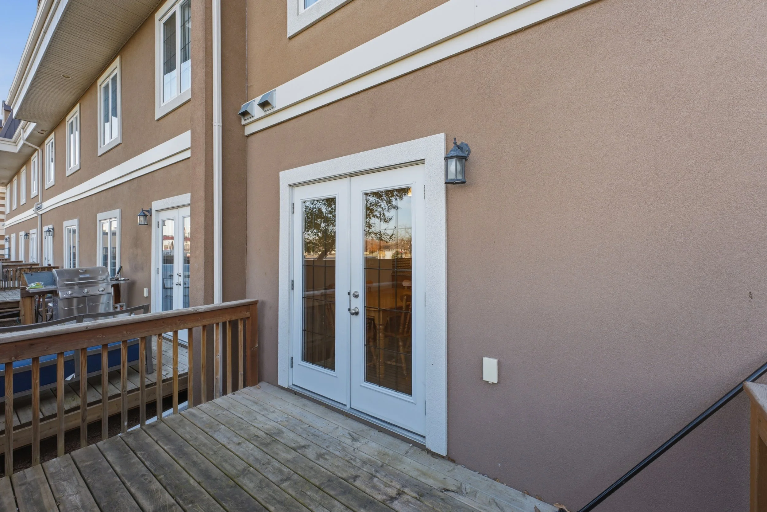 5-3377 Pembina Ave-41.jpg