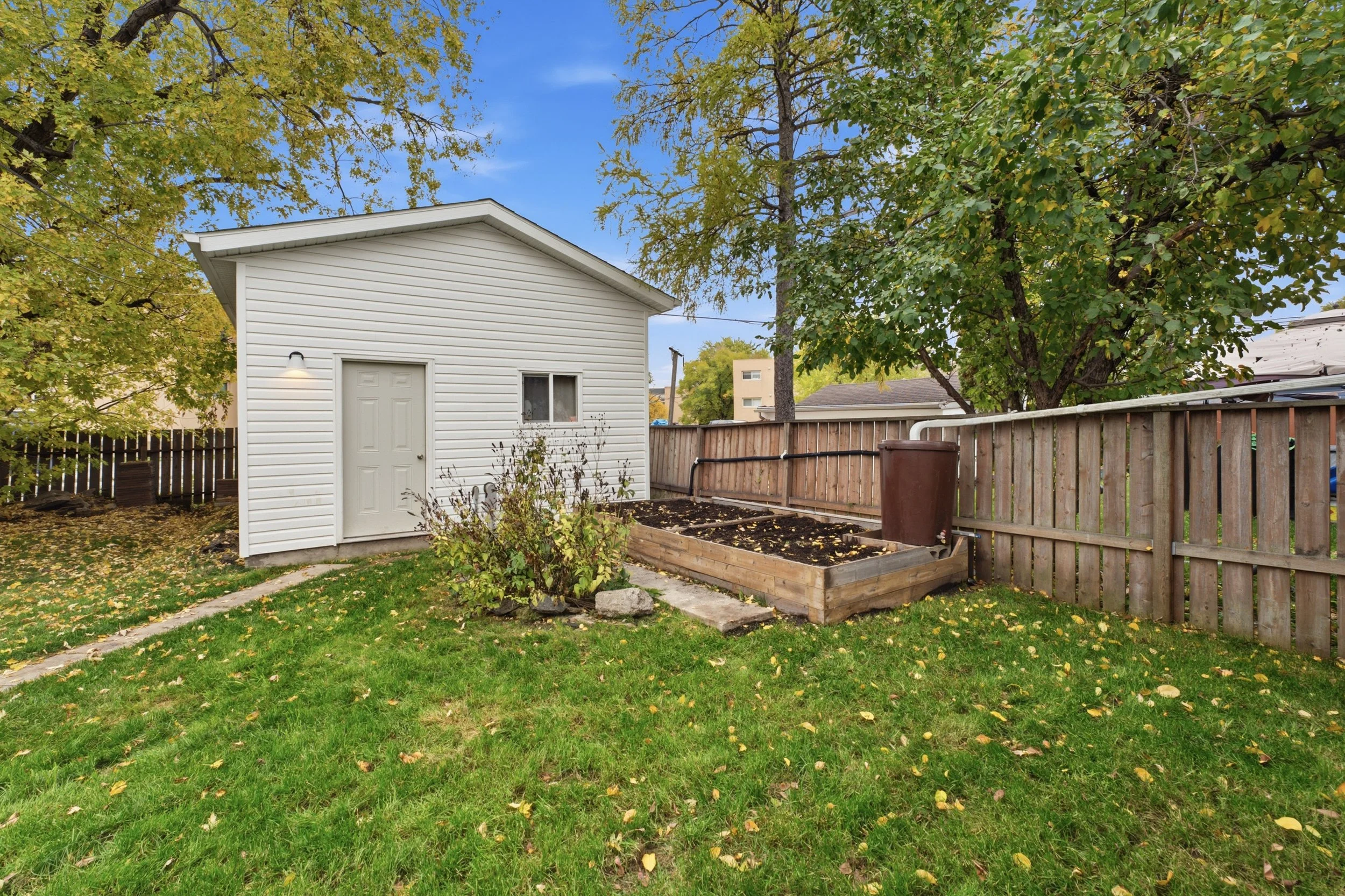 450Beaverbrook St-40.jpg
