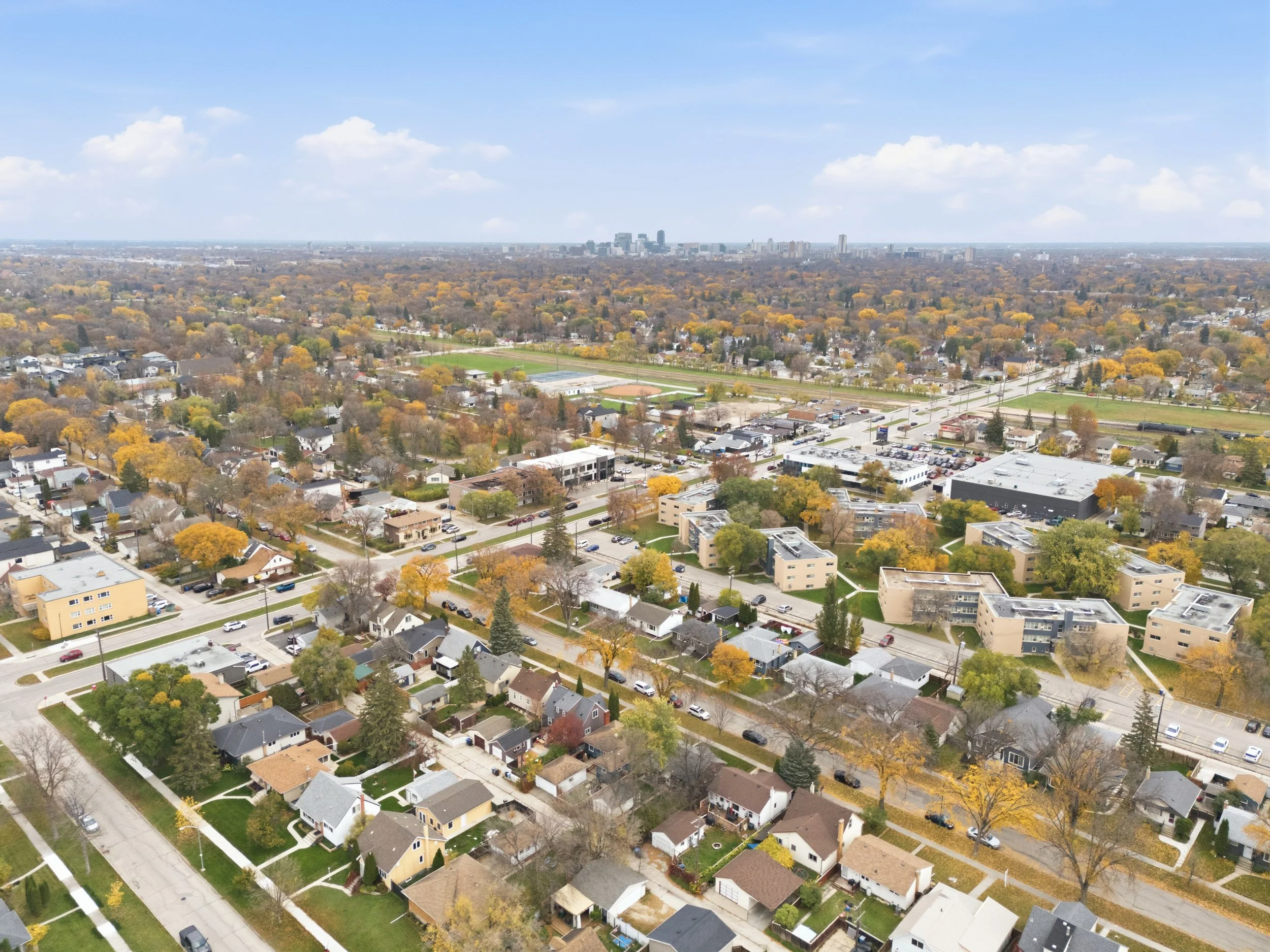 450Beaverbrook St-1.jpg