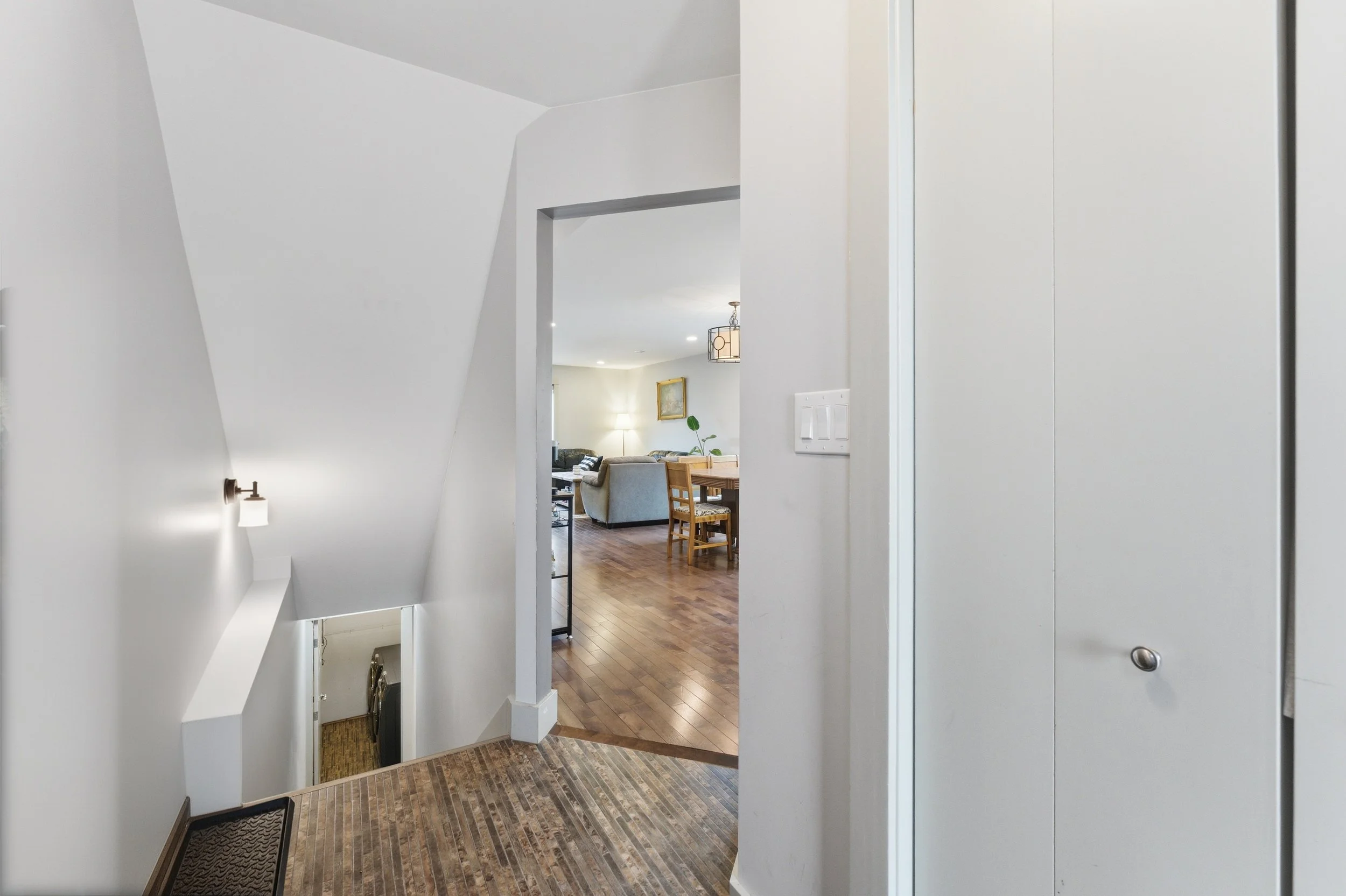 1059 Parker Ave-9.jpg