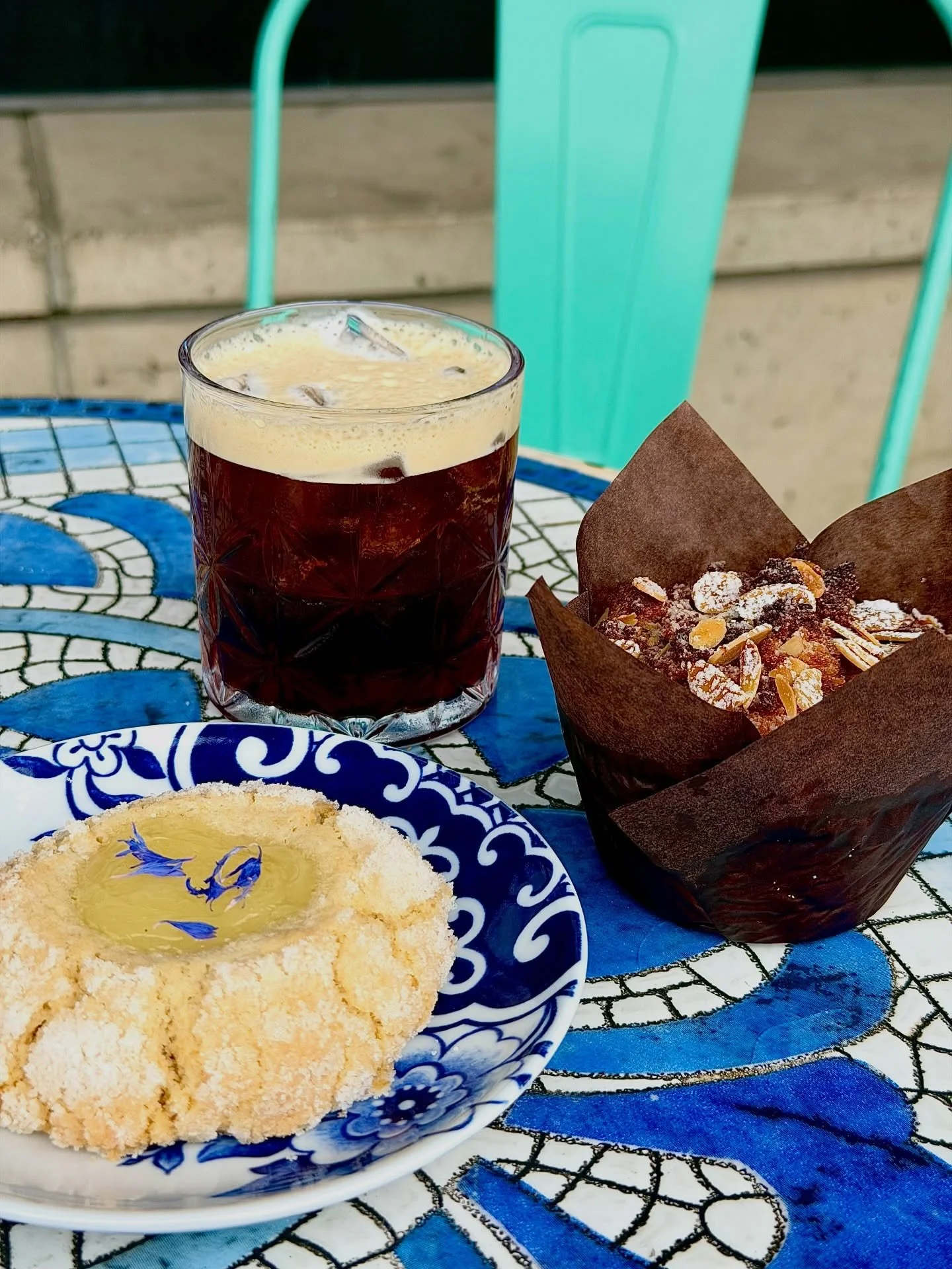 making the most out of the sunshine before the rain comes 💛