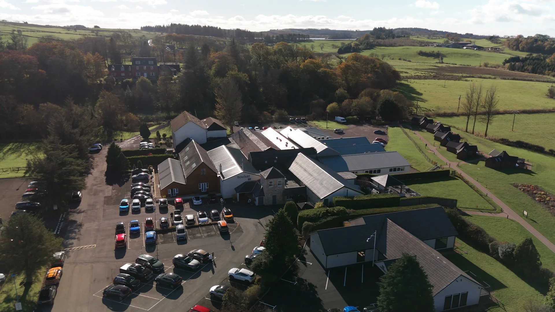 Sara + Kyle 25.10.25 Main.00_00_11_07.Still001.jpg