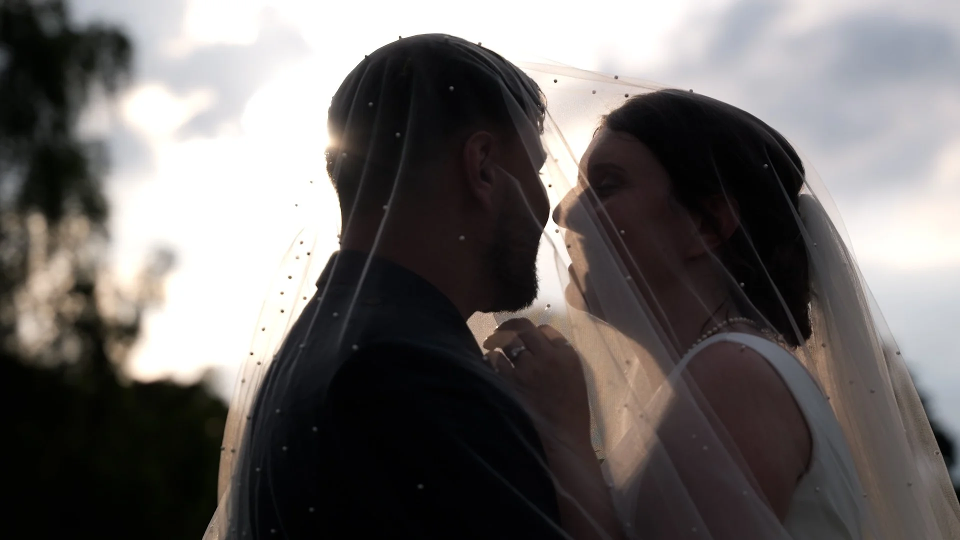 Kirsty + Emanuele 21.6.25 Main.01_42_19_22.Still051.jpg