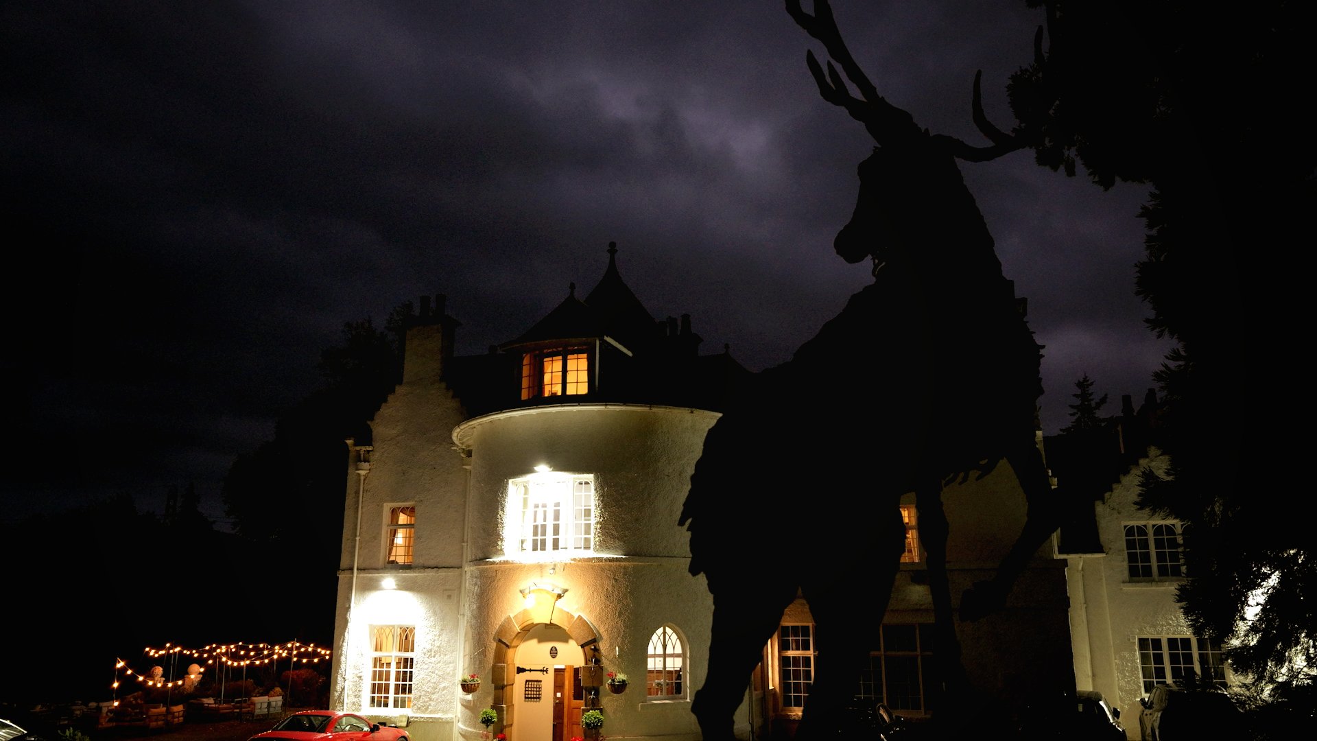 Victoria + Max 4.10.25 Main.01_28_03_10.Still064.jpg