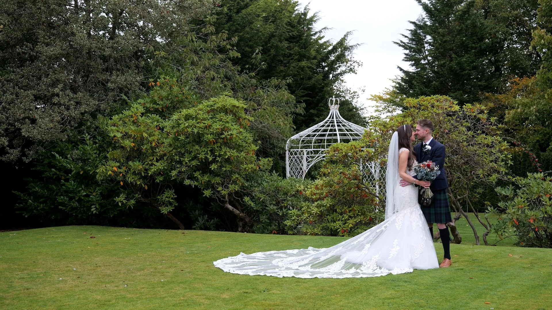 Alison + Scott 20.9.25 Main.00_50_00_07.Still040.jpg