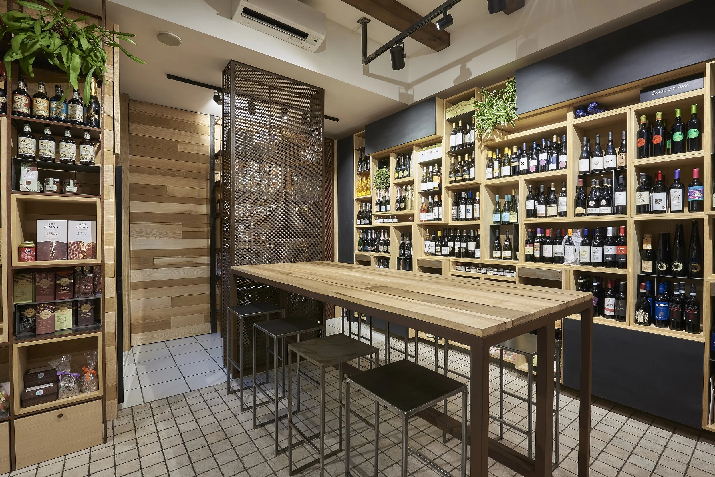 2019_H_PRO_TIENDA_RESTAURANTE_LA_BAITA_00004.jpg