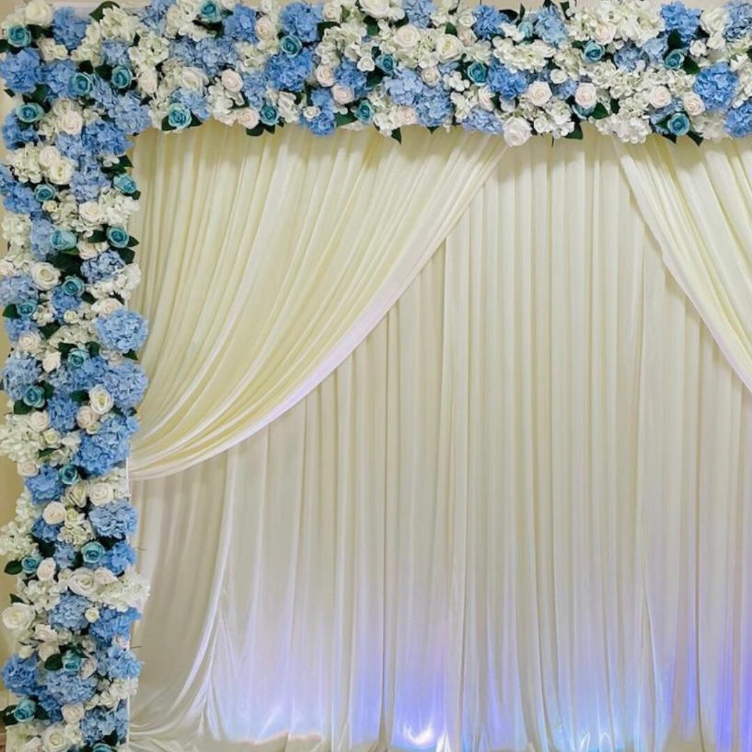 This blue and white combination is simply stunning and definitely adds a wow factor to the backdrop🤍
.
.
.
.
.
.
.
.
.
.
#backdrop
#backdropdecor
#backdropflowers
#backdropsimple
#backdrops
#floraleventdecor
#eventdecor
#weddingflowers
#beautifulwed