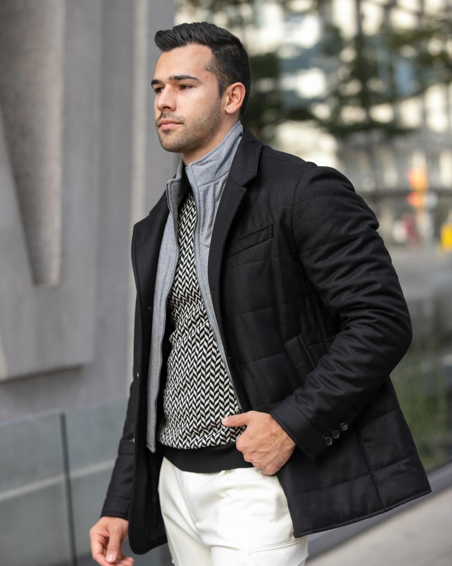 Loro Piana Storm System - The finest wool, 100% waterproof. The perfect Vancouver outerwear. The performance of Gortex, without looking like you&rsquo;re out for a hike. ⁠
⁠
Waterproof Wool Sport Jacket - @tardia_official⁠
Contrast Chevron Mock- @gra