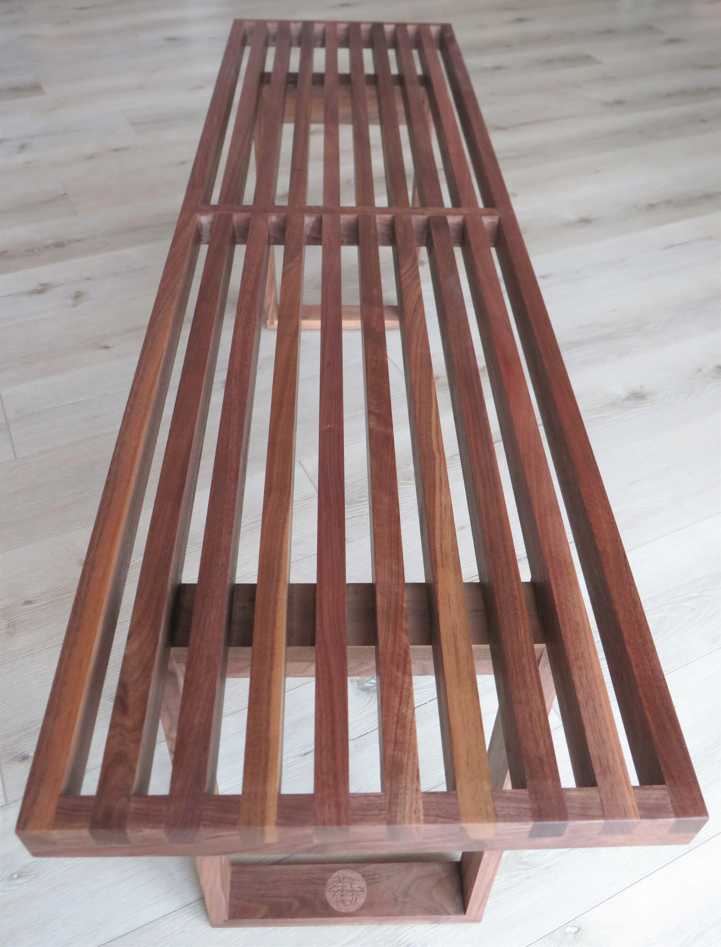 solid_walut_furniture.jpg