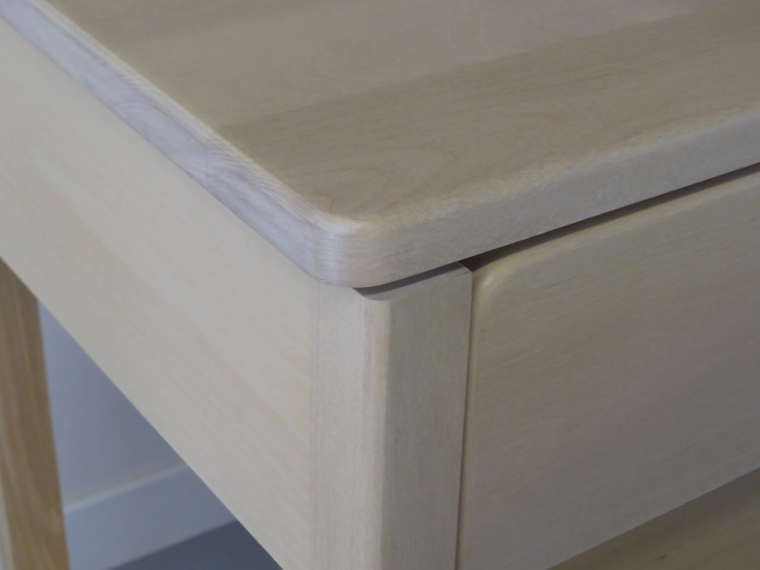 birch-nighstand.JPG