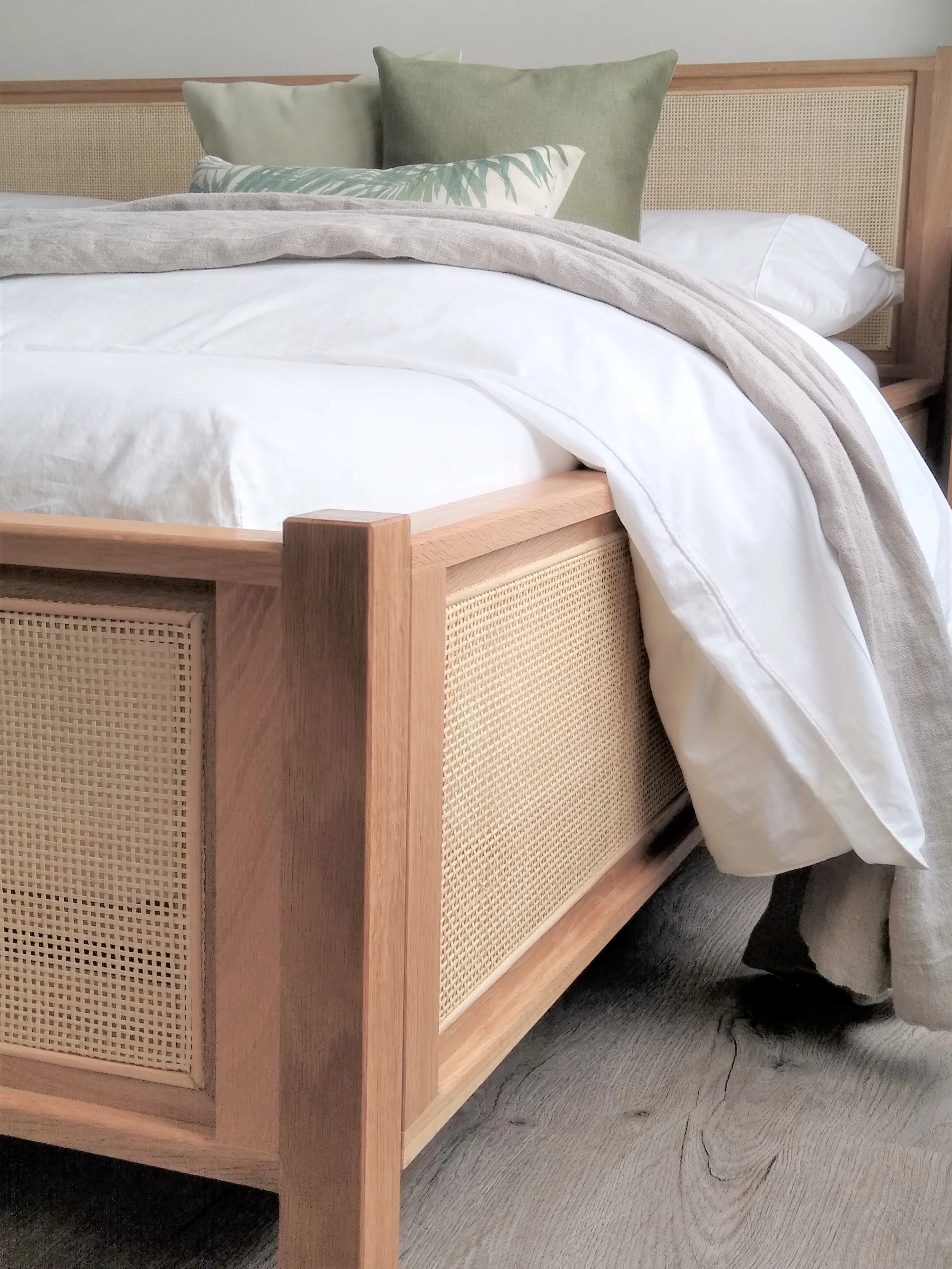 can-bed-handmade.jpg