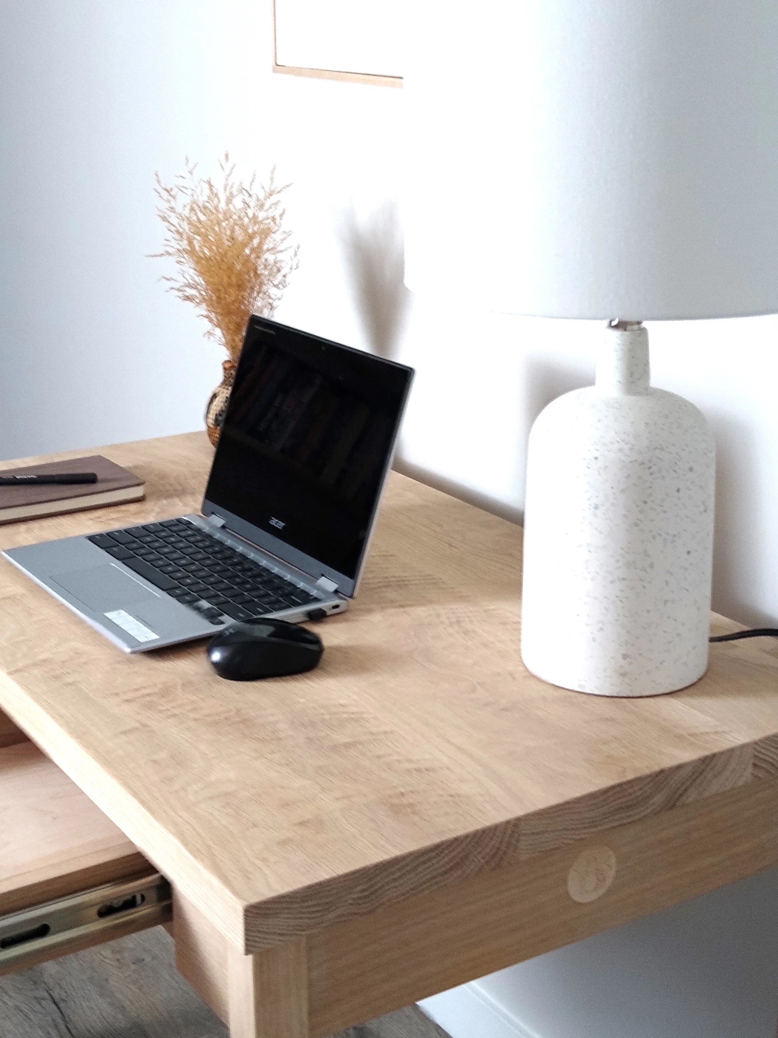 desk_solid_oak.jpg