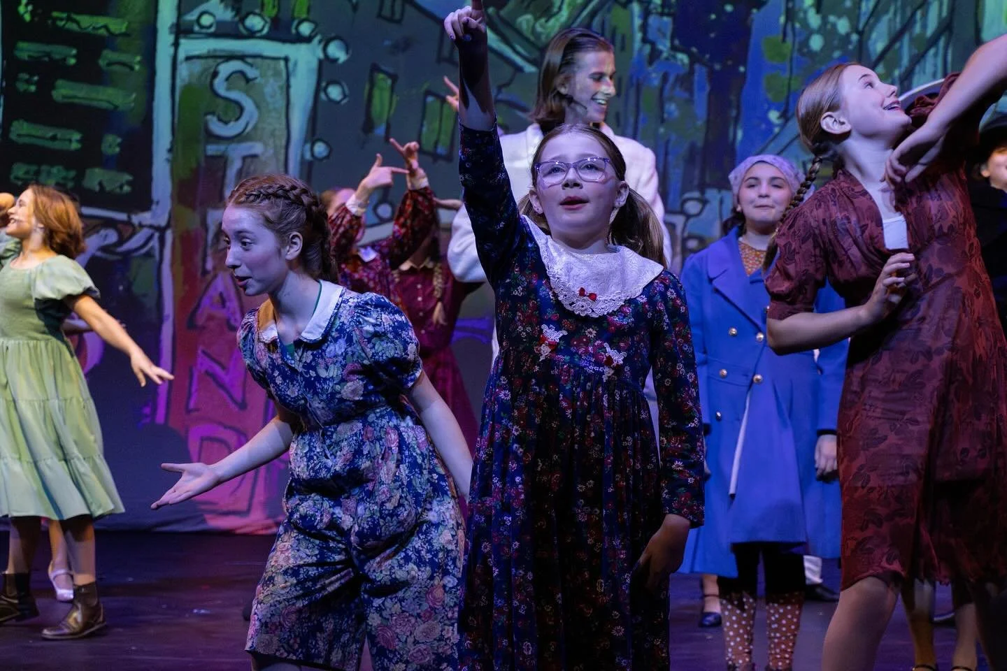 Don&rsquo;t let the sun go down on your chance to see Annie Jr.! Our last performances are this weekend at 12:00 p.m. and 4:00 p.m. today and tomorrow! Free tickets are still available at www.runningtoplaces.org, so reserve them now before they go! I