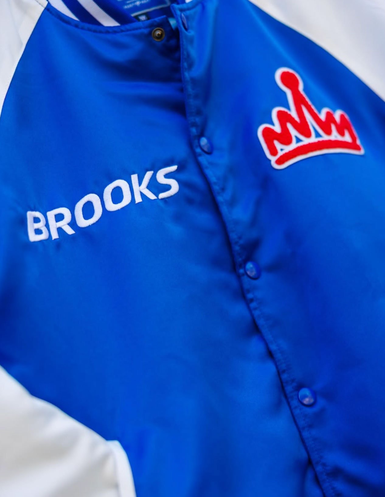 brooks-xc-jacket.jpg