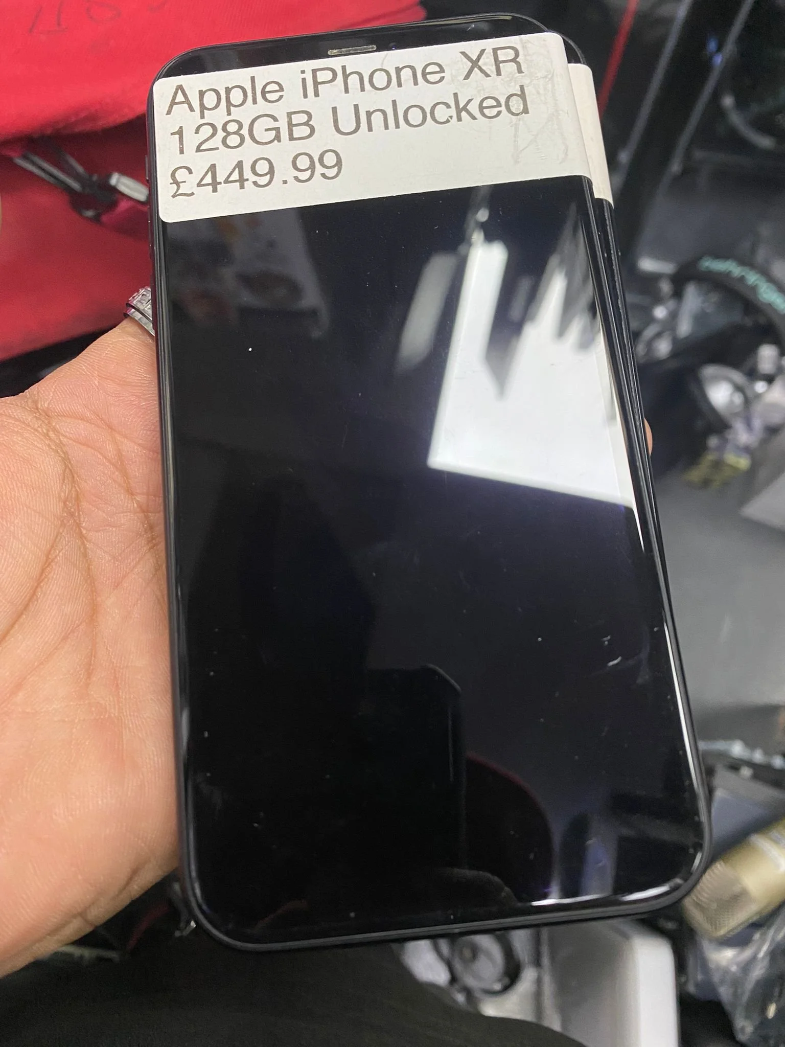 Apple iPhone XR 128GB.jpg