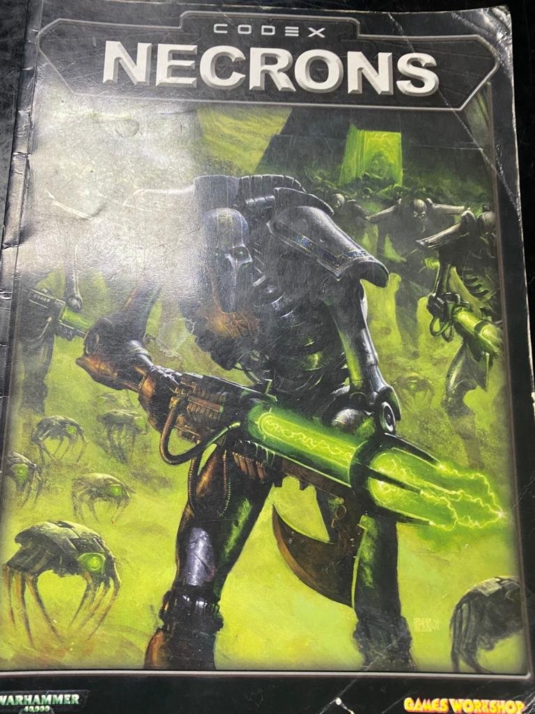 Photo Warhammer Codex Necrons Book.jpeg