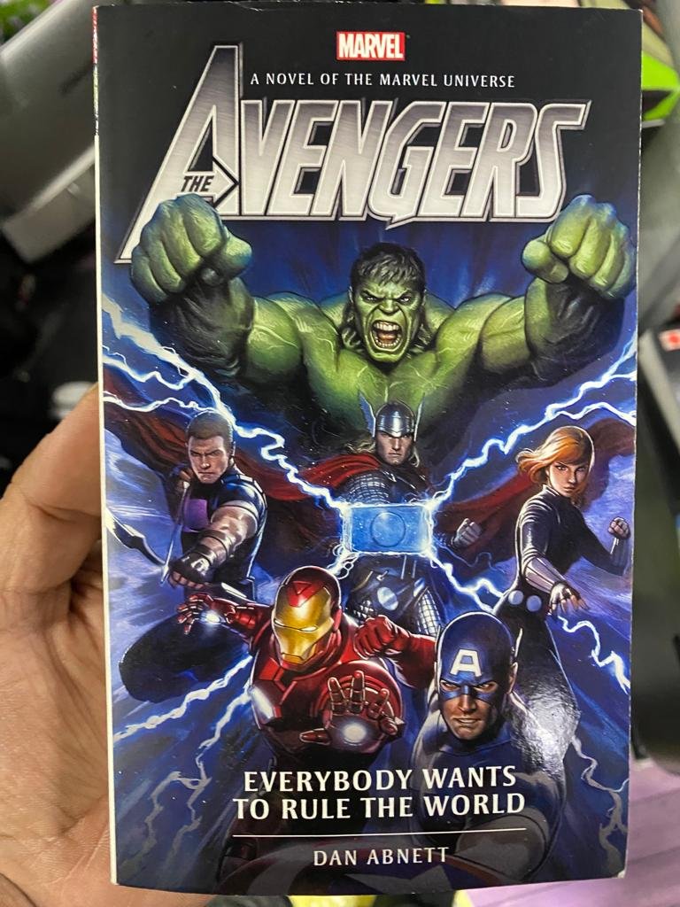AT Book Marvel Avengers Everybody Wants.jpeg