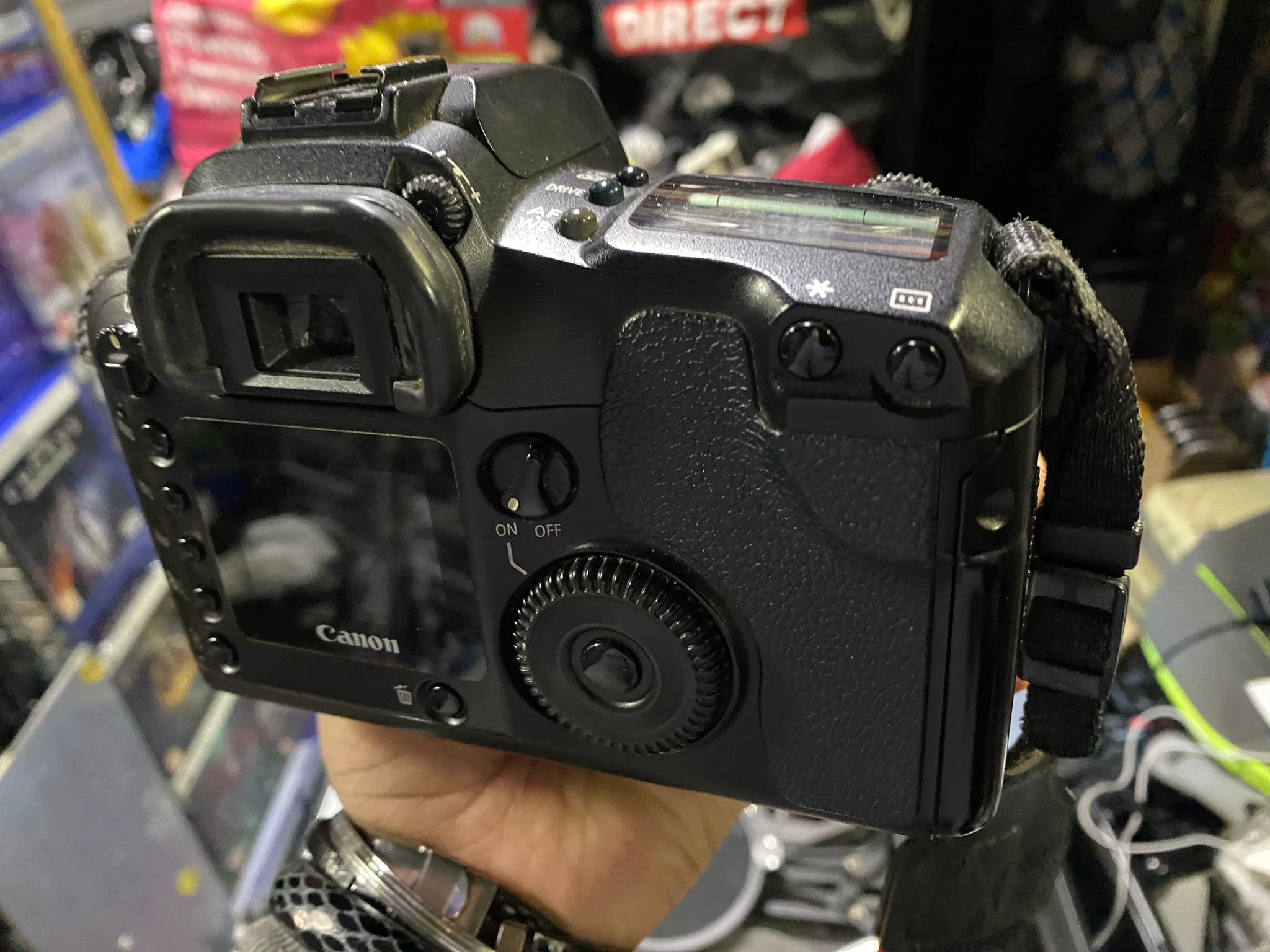 AT USED Canon EOS D30 8.2MP Digital SLR Camera with 35-70mm EF Lens Kit - 2.jpeg