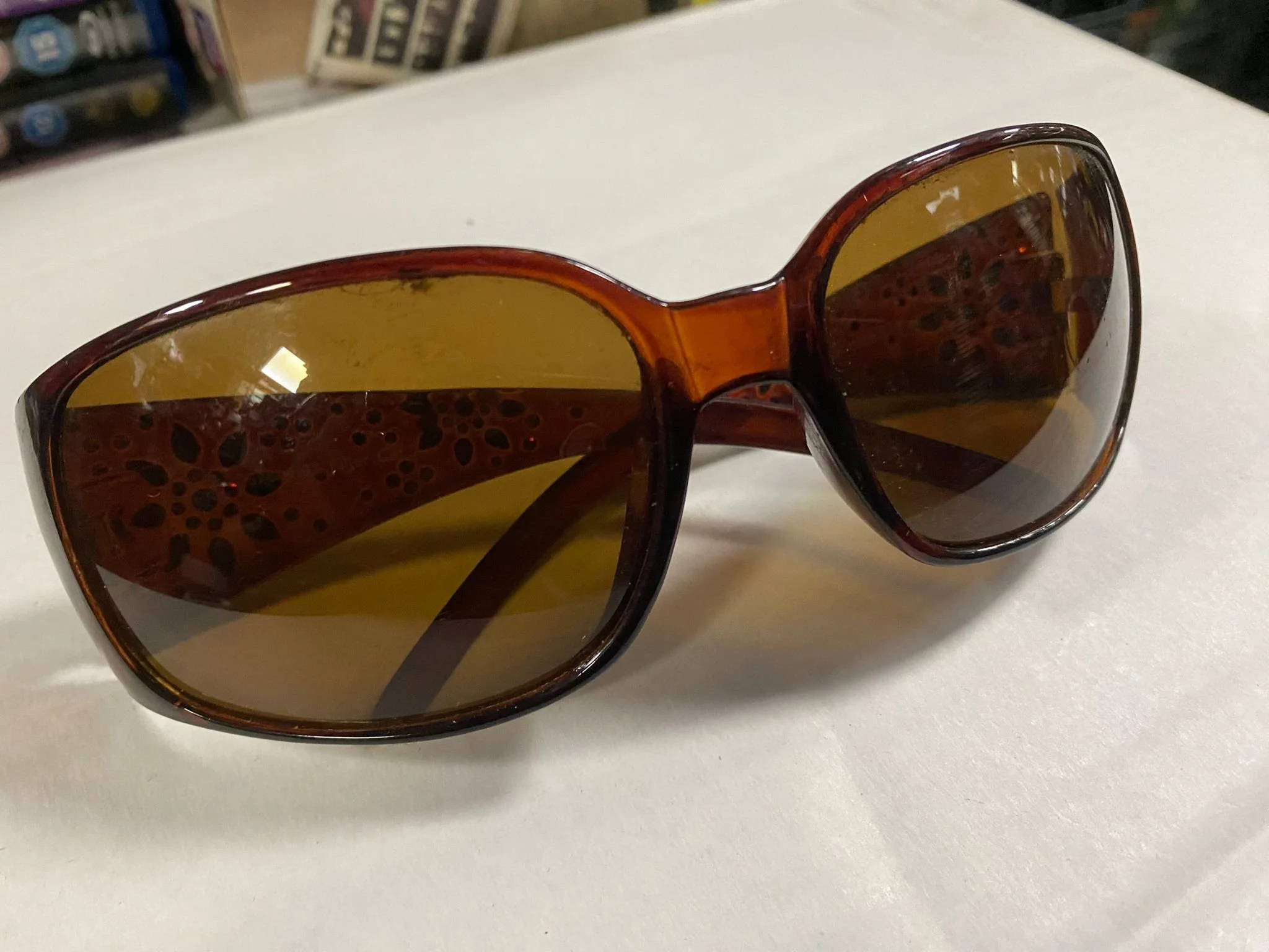 357845 Sunglasses | £4.99