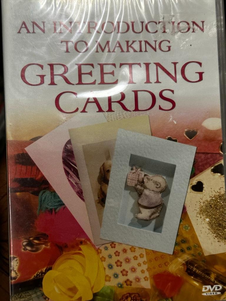 An Introduction To Making Greeting Cards | £2.99
