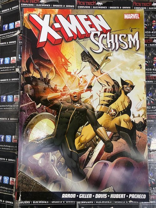 Marvel X-Men Schism Graphic Novel Book | CONDITION - NEW | £9.99