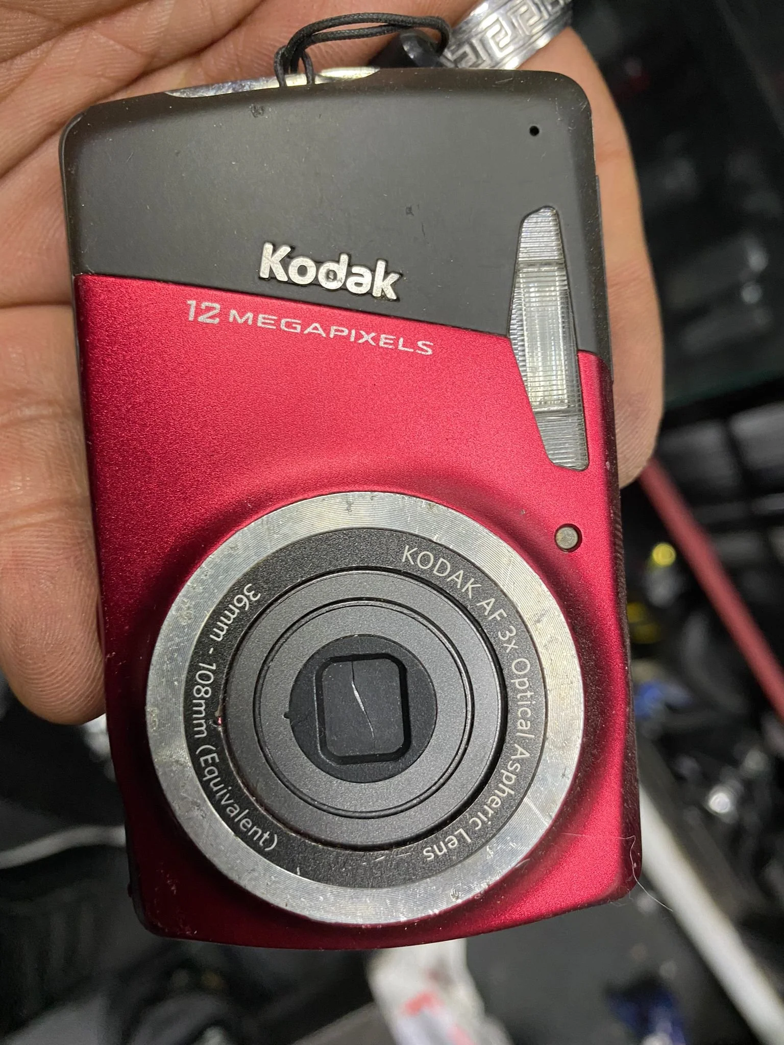 Kodak EasyShare M530 12.0MP Digital Camera Red | CONDITION - USED | £19.99