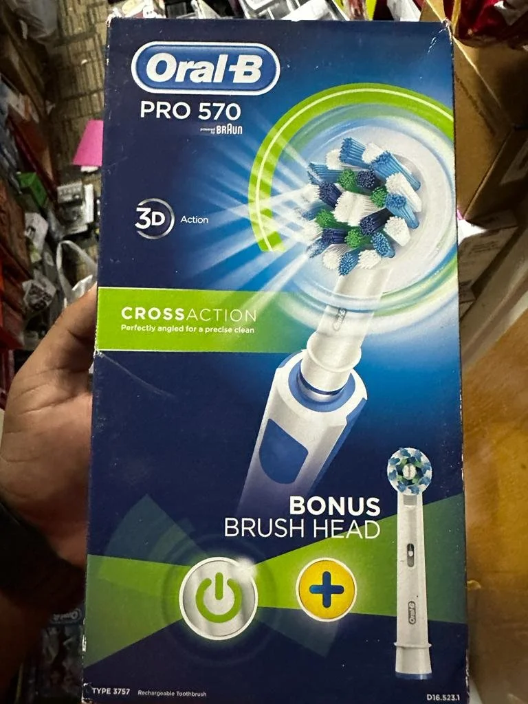 Oral-B Pro 570 CrossAction Electric Toothbrush Bonus Brush Head Set | CONDITION - NEW | £19.99 (OUT OF STOCK)