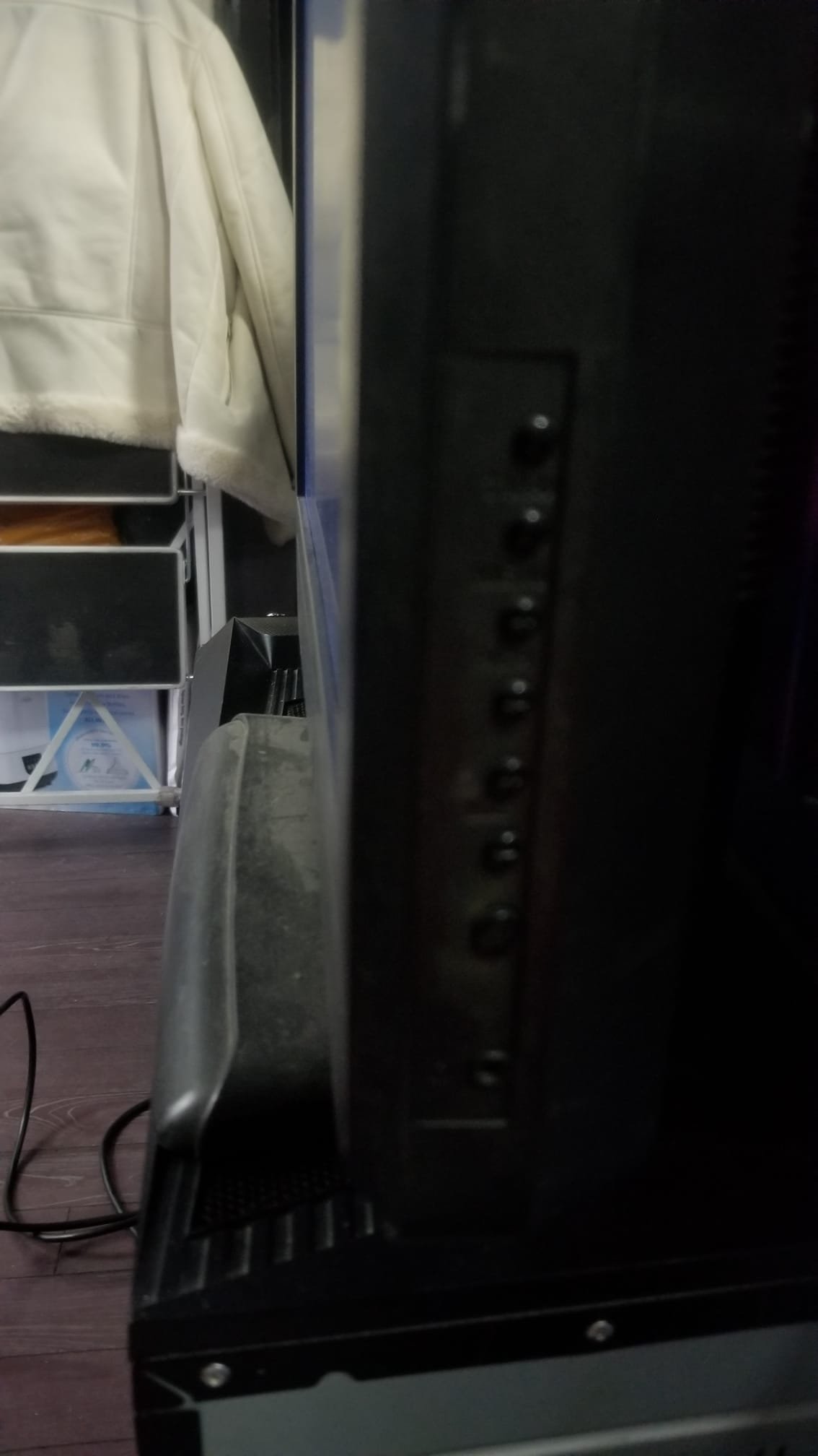 Technika LCD 15ID-107 15 Inch Digital Scart VGA AV Black TV | CONDITION - USED | £19.99