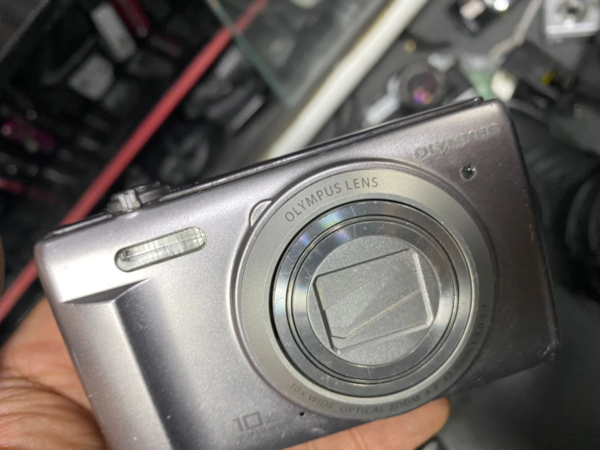 Olympus VR-340 16.0MP Digital Camera Silver | CONDITION - USED | £44.99