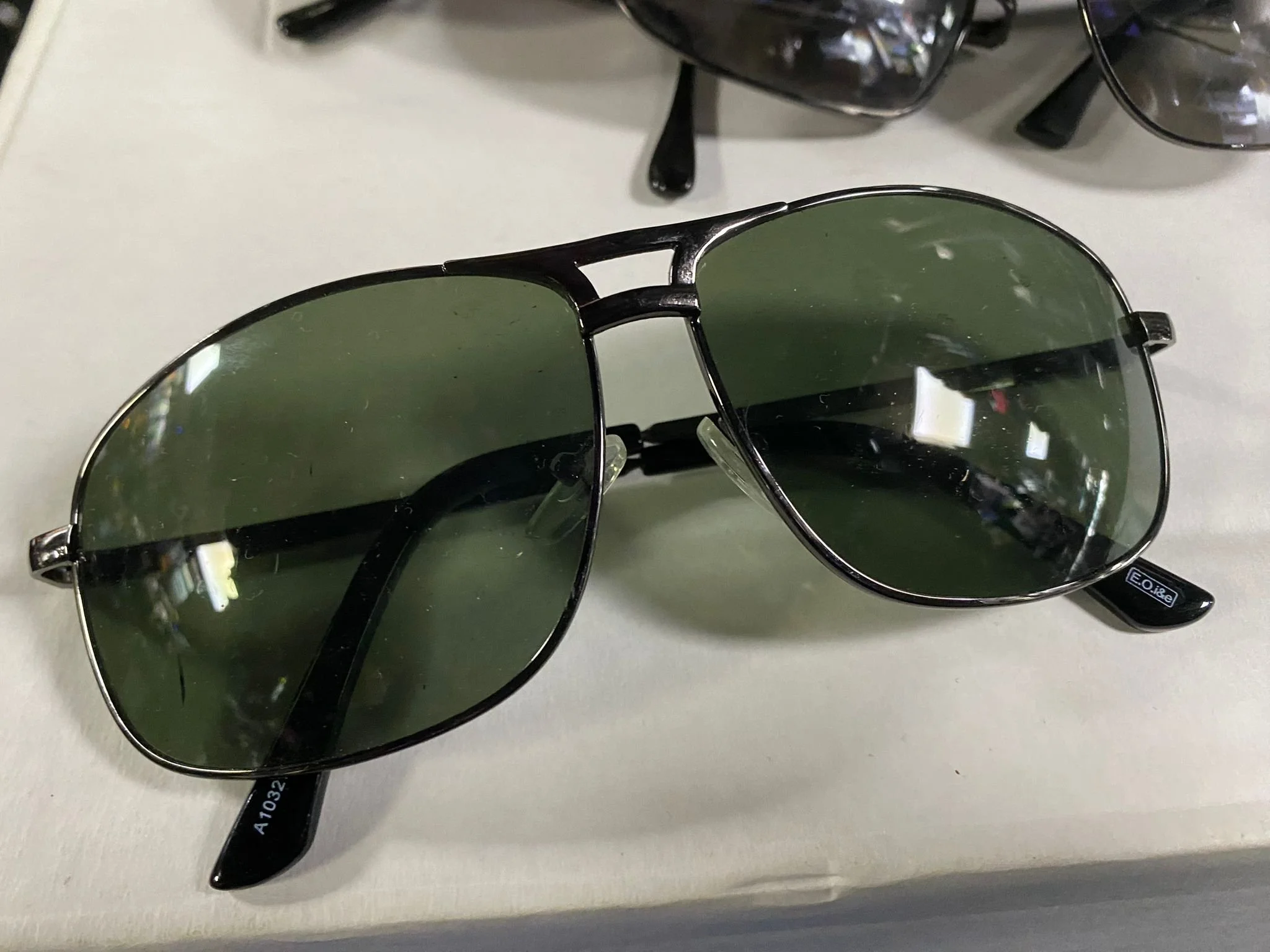 A10327 Sunglasses | £4.99