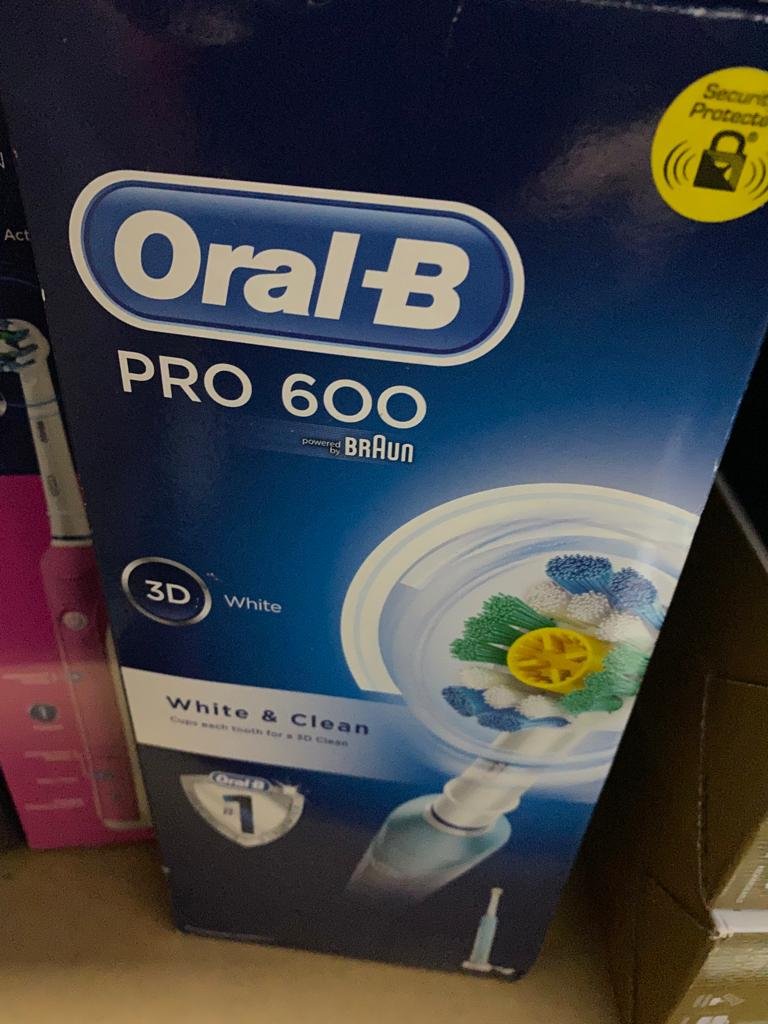 Oral-B Pro 600 3D White Electric Toothbrush Yellow | CONDITION - NEW | £24.99
