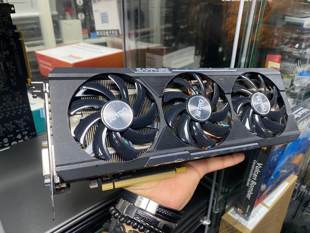 AMD Radeon Sapphire Nitro R9 390 8G GDDR5 Graphics Card | CONDITION - USED | £139.99